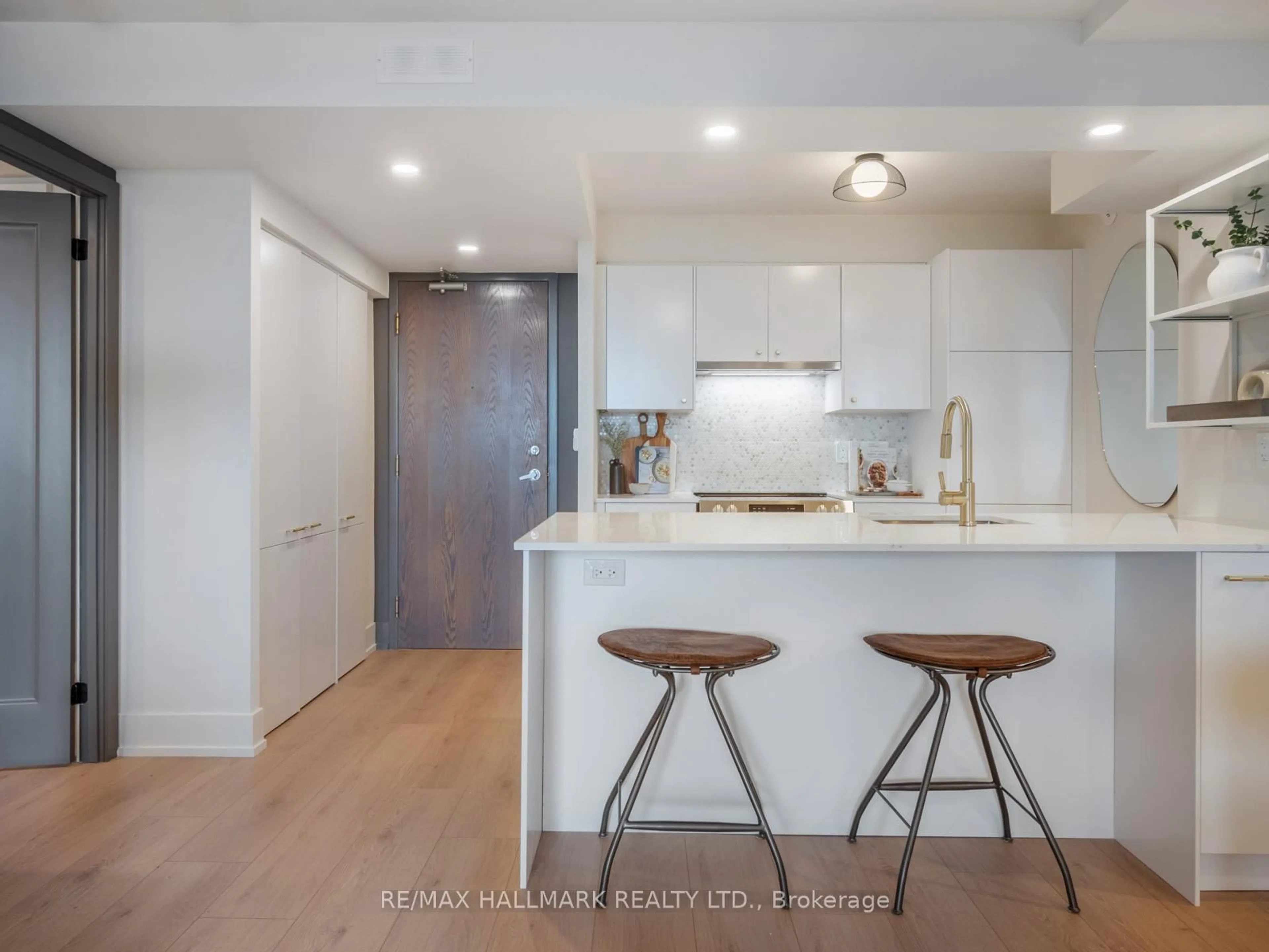 Open concept kitchen, unknown for 1797 Queen St #301, Toronto Ontario M4L 3Y5