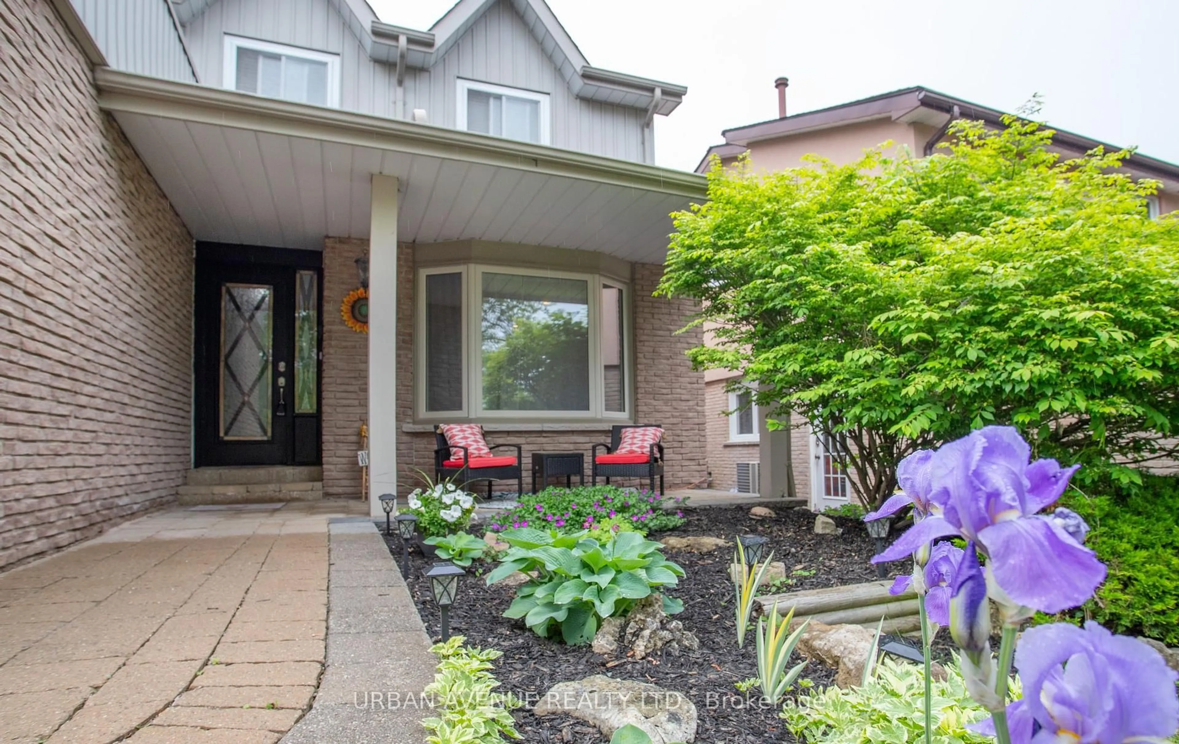 Unknown for 1903 New St, Pickering Ontario L1V 3J8