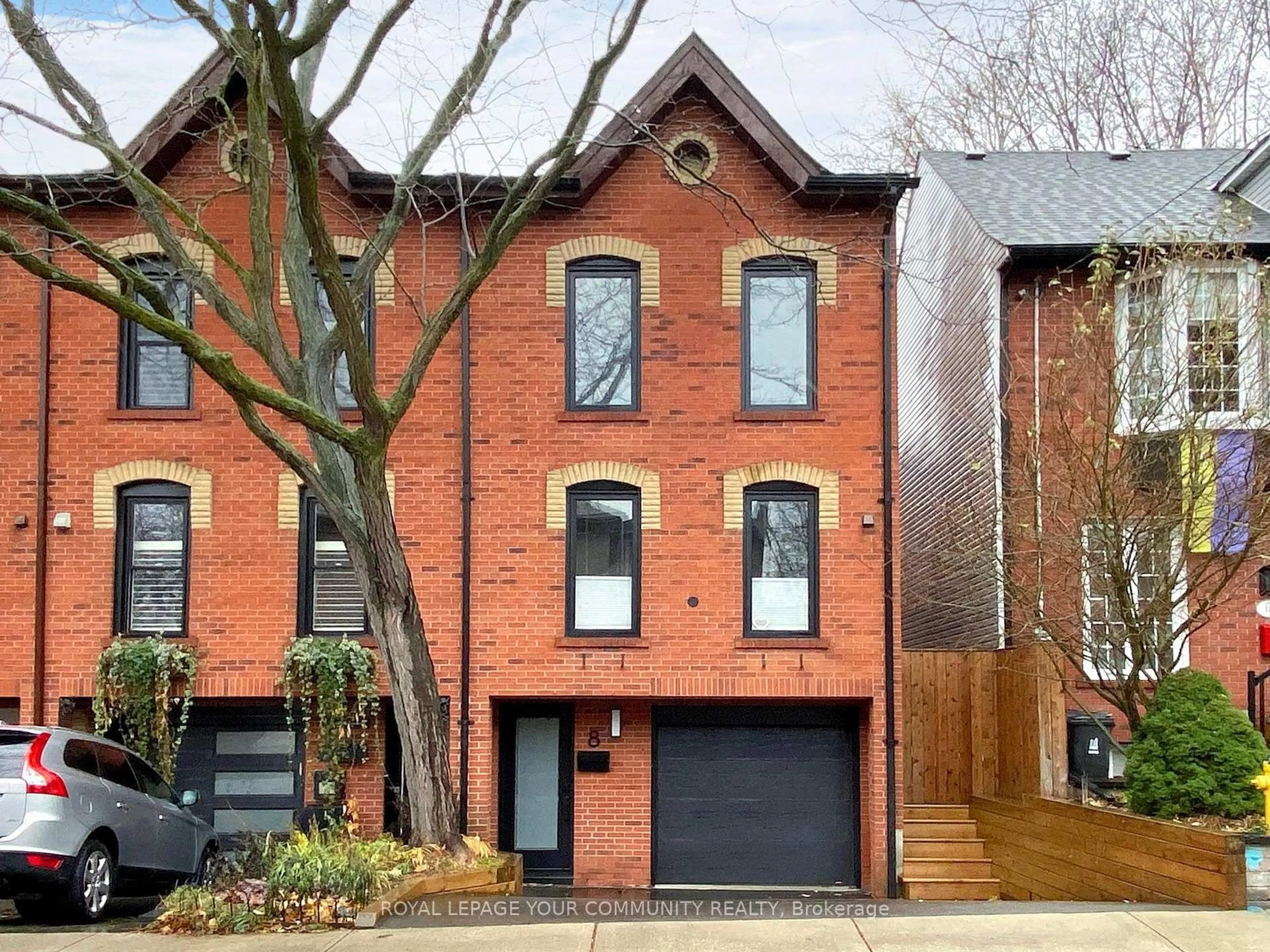 Home with brick exterior material, street for 8 West Ave, Toronto Ontario M4M 2L8