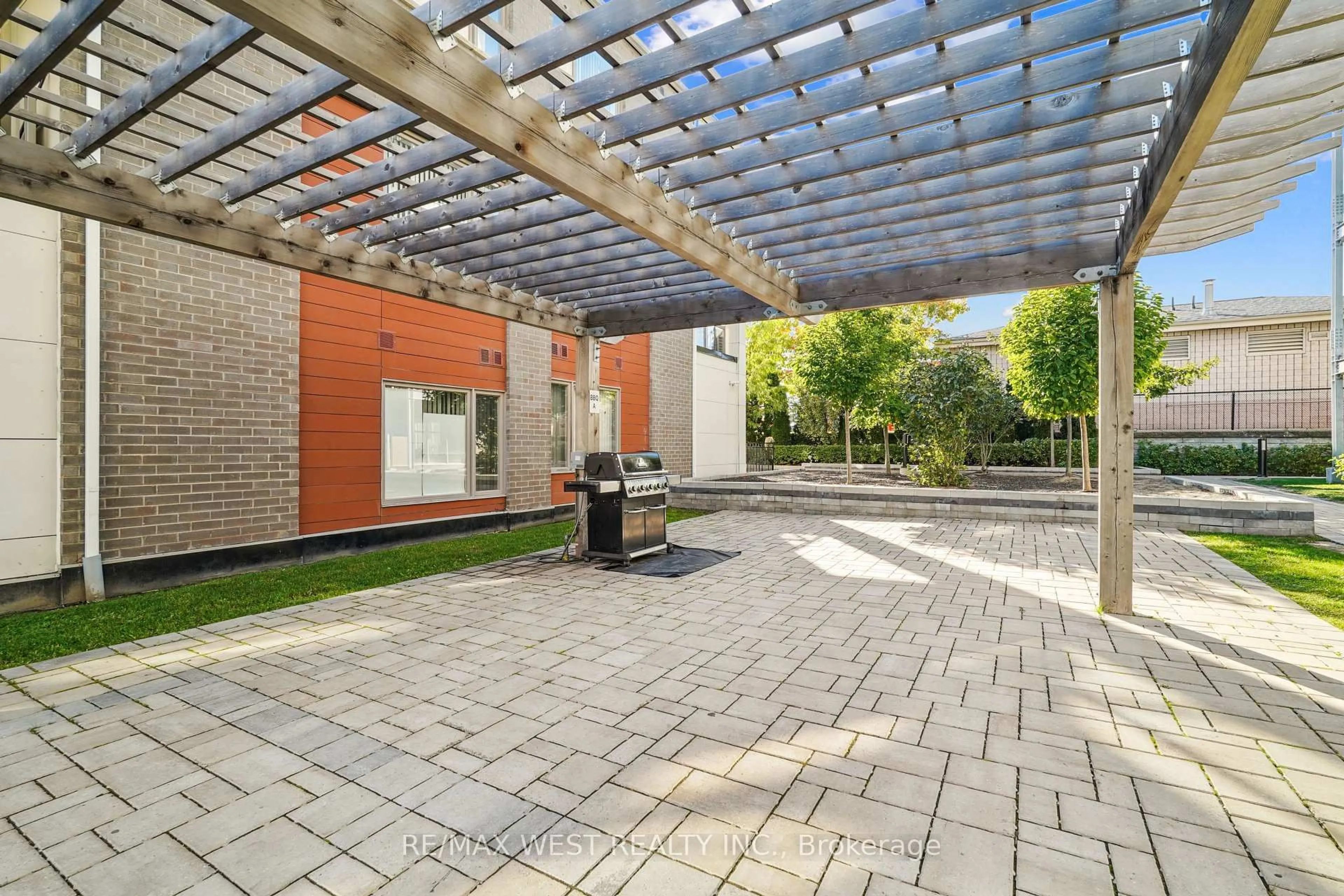 Patio, street for 5155 Sheppard Ave #410, Toronto Ontario M1B 0C8
