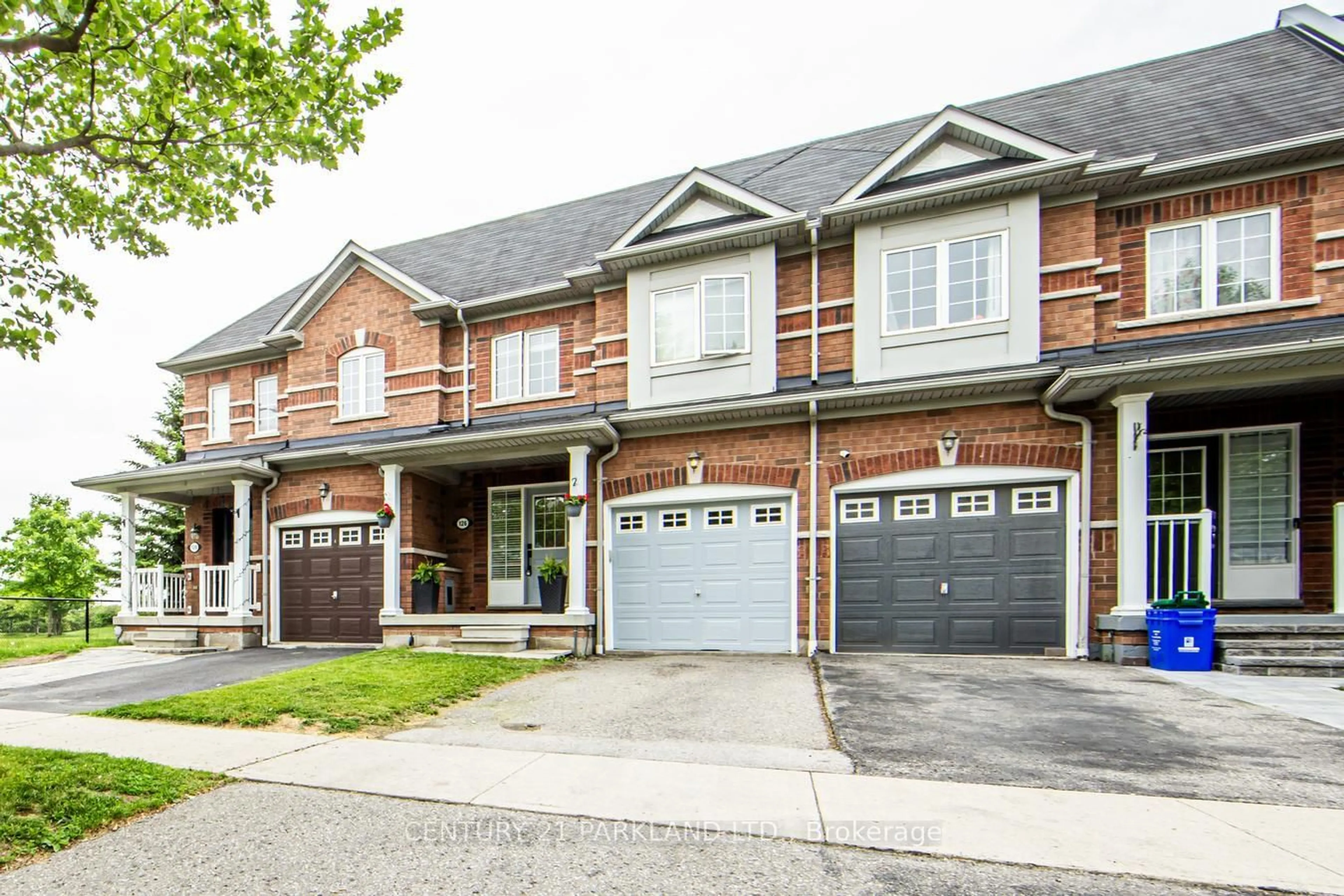 Home with brick exterior material, street for 126 Oceanpearl Cres, Whitby Ontario L1N 0C4