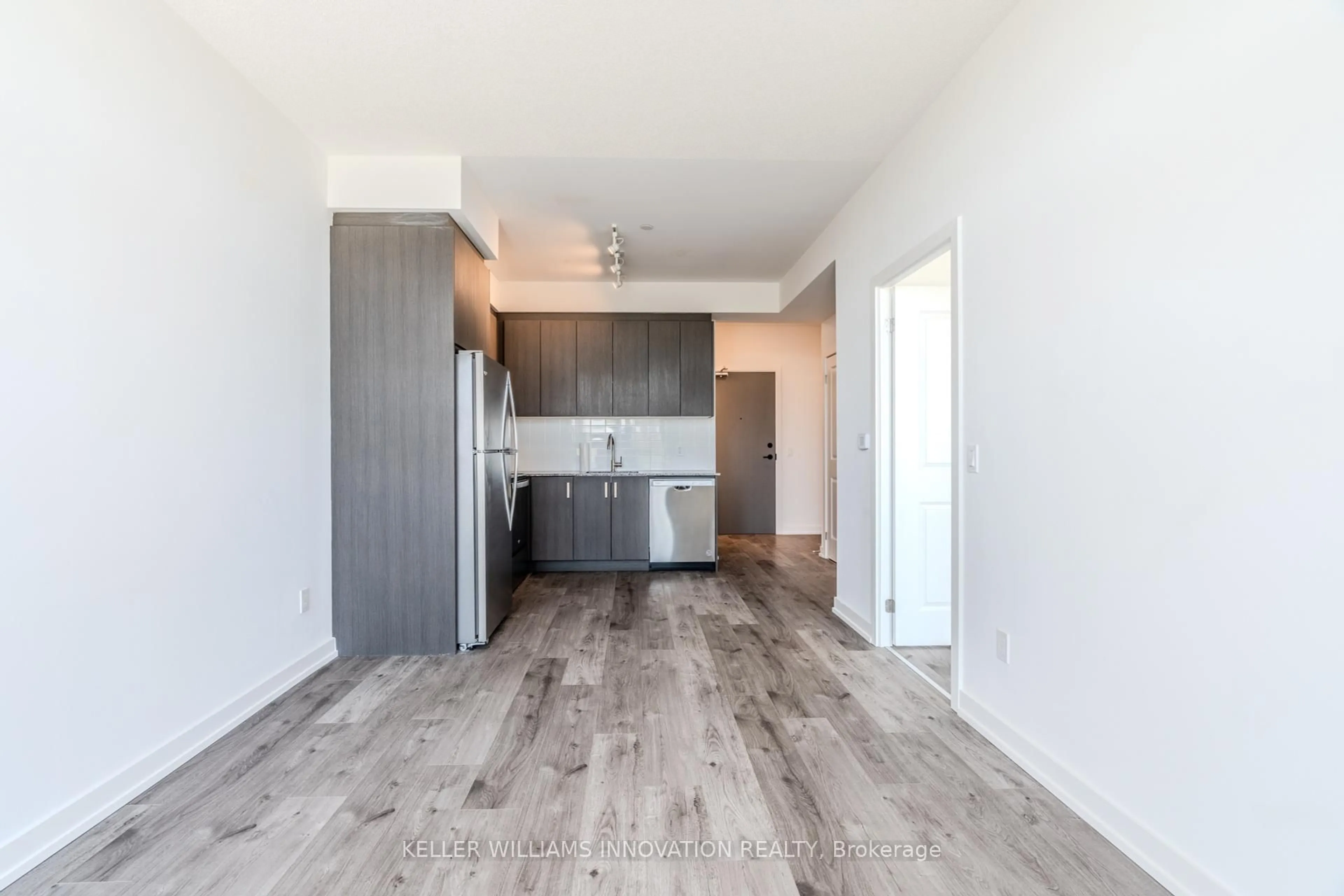 A pic of a room for 1010 Dundas St #311, Whitby Ontario L1N 2K2