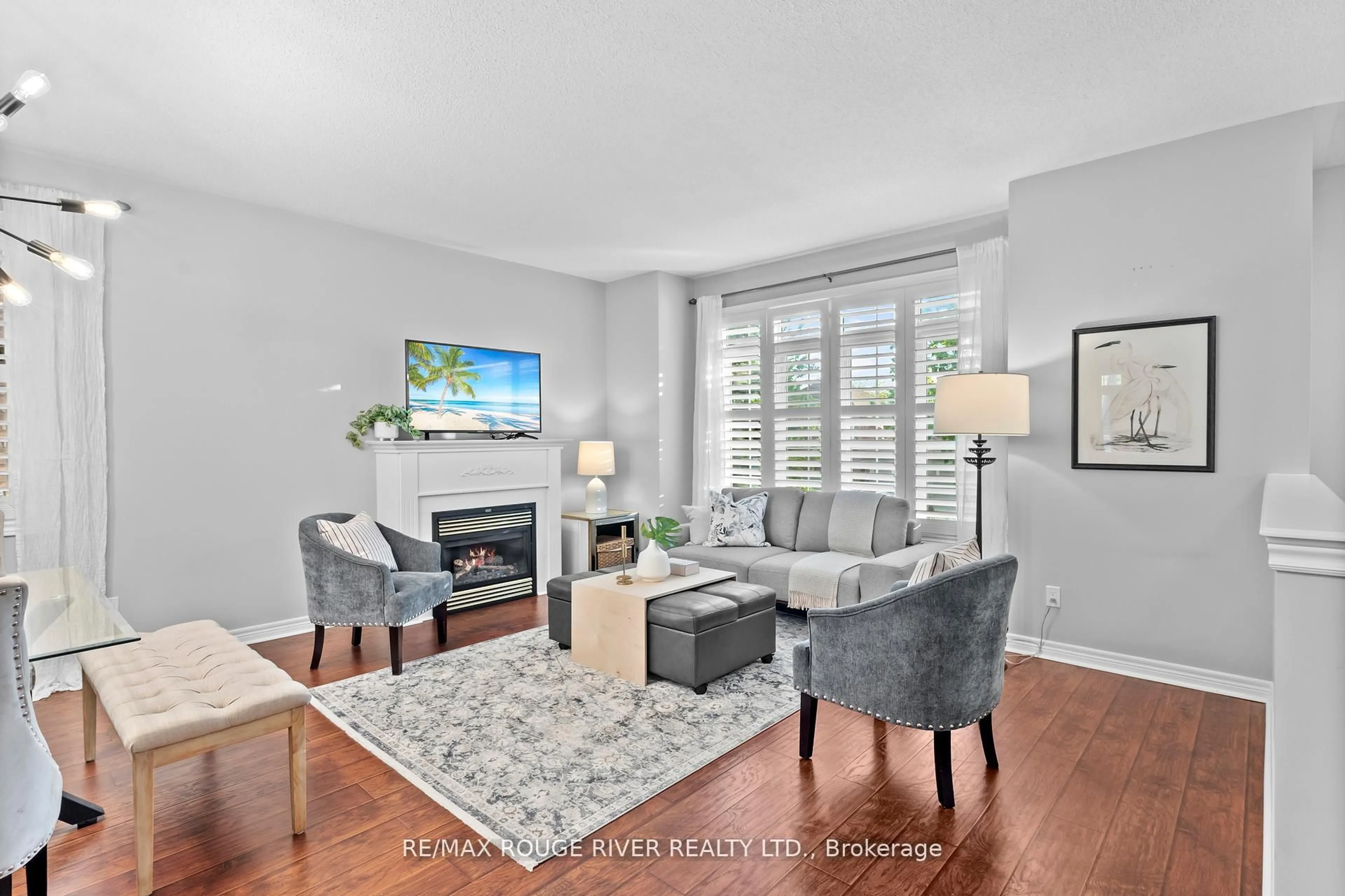Living room with furniture, unknown for 11 Maple Edge Lane, Whitby Ontario L1R 2M9