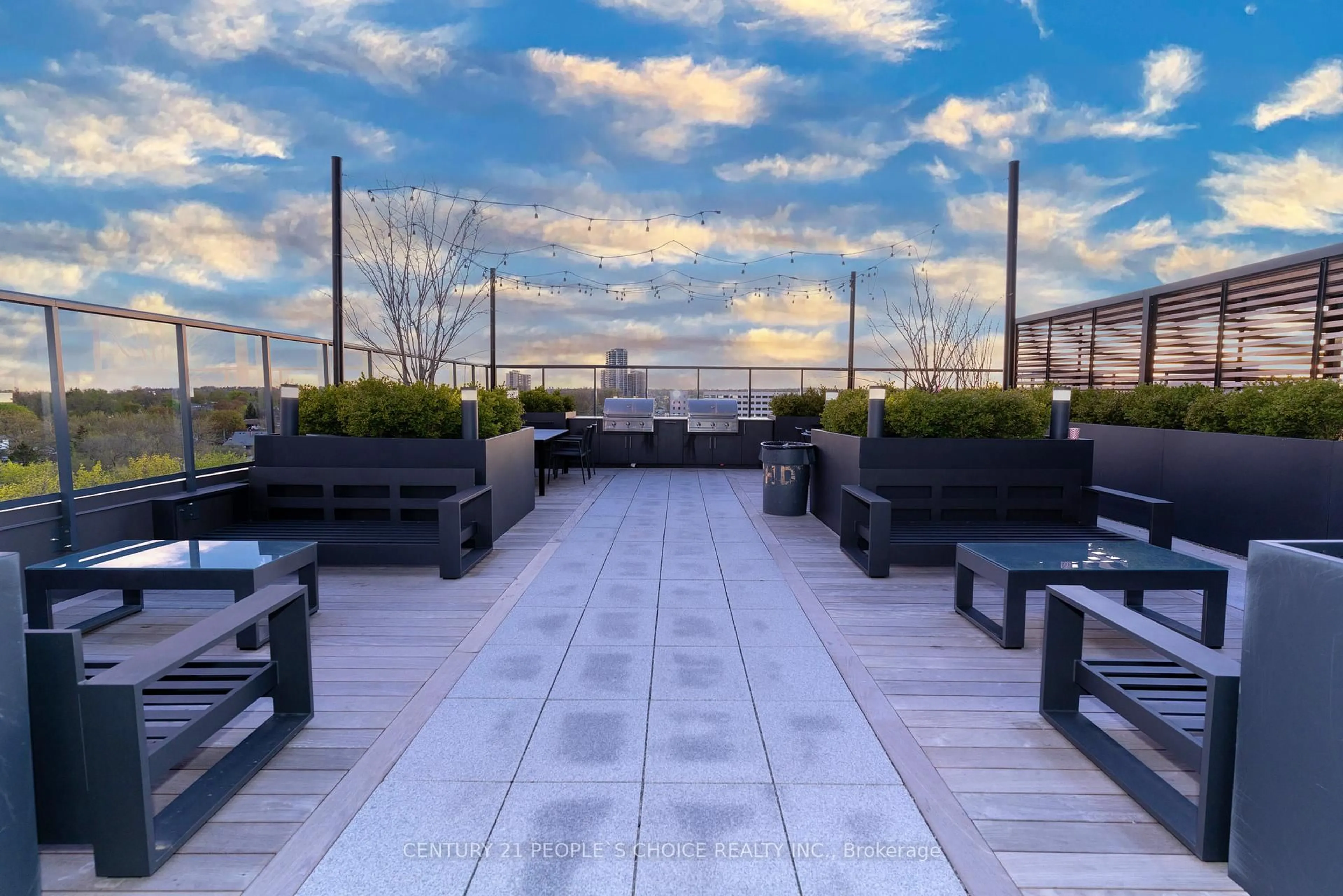 Patio, water/lake/river/ocean view for 1480 Bayly St #404, Pickering Ontario L1W 0C2