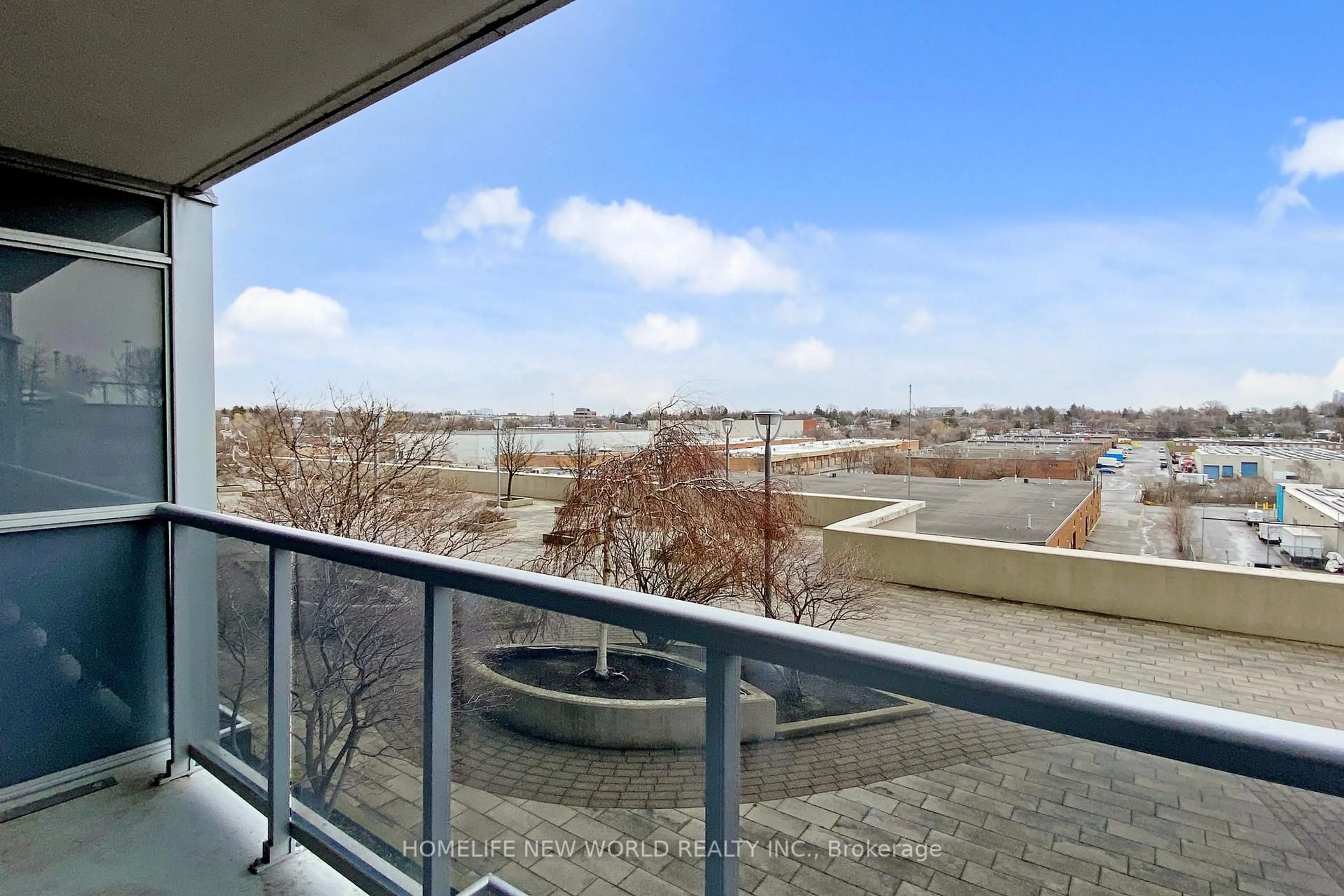 Balcony in the apartment, water/lake/river/ocean view for 151 Village Green Sq #501, Toronto Ontario M1S 0K5