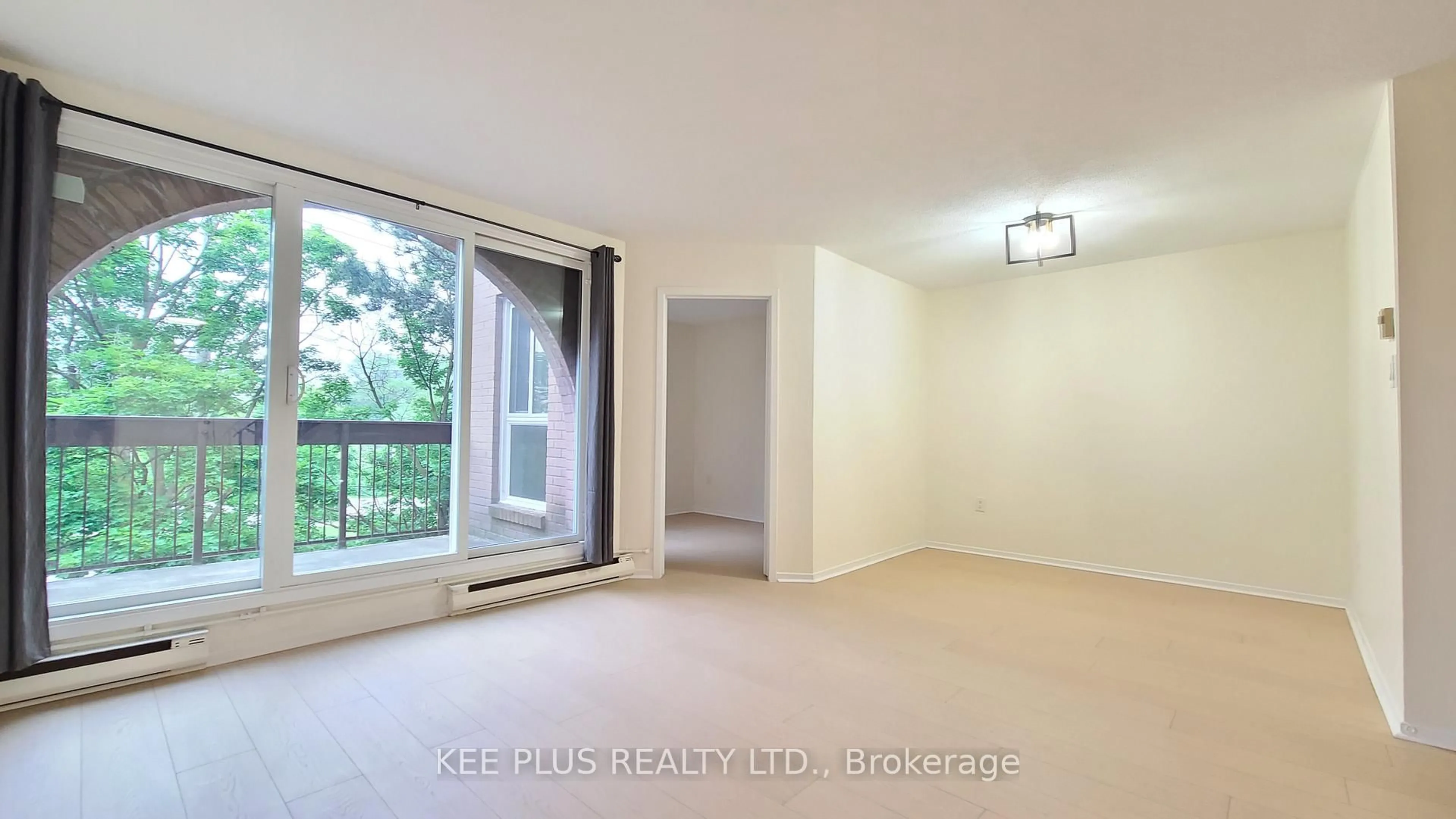 A pic of a room for 100 Mornelle Crt #2055, Toronto Ontario M1E 4X2