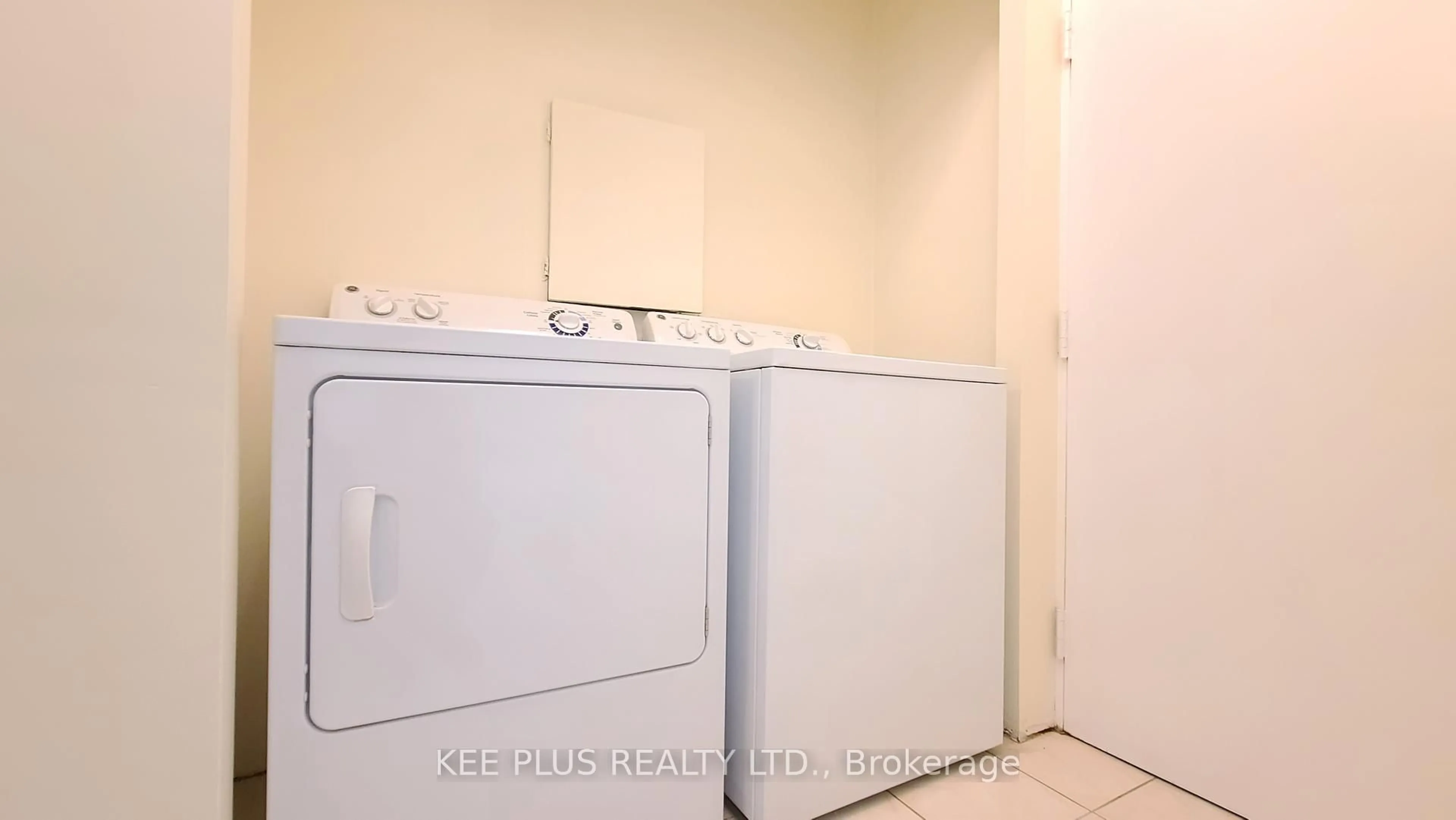 Laundry room for 100 Mornelle Crt #2055, Toronto Ontario M1E 4X2
