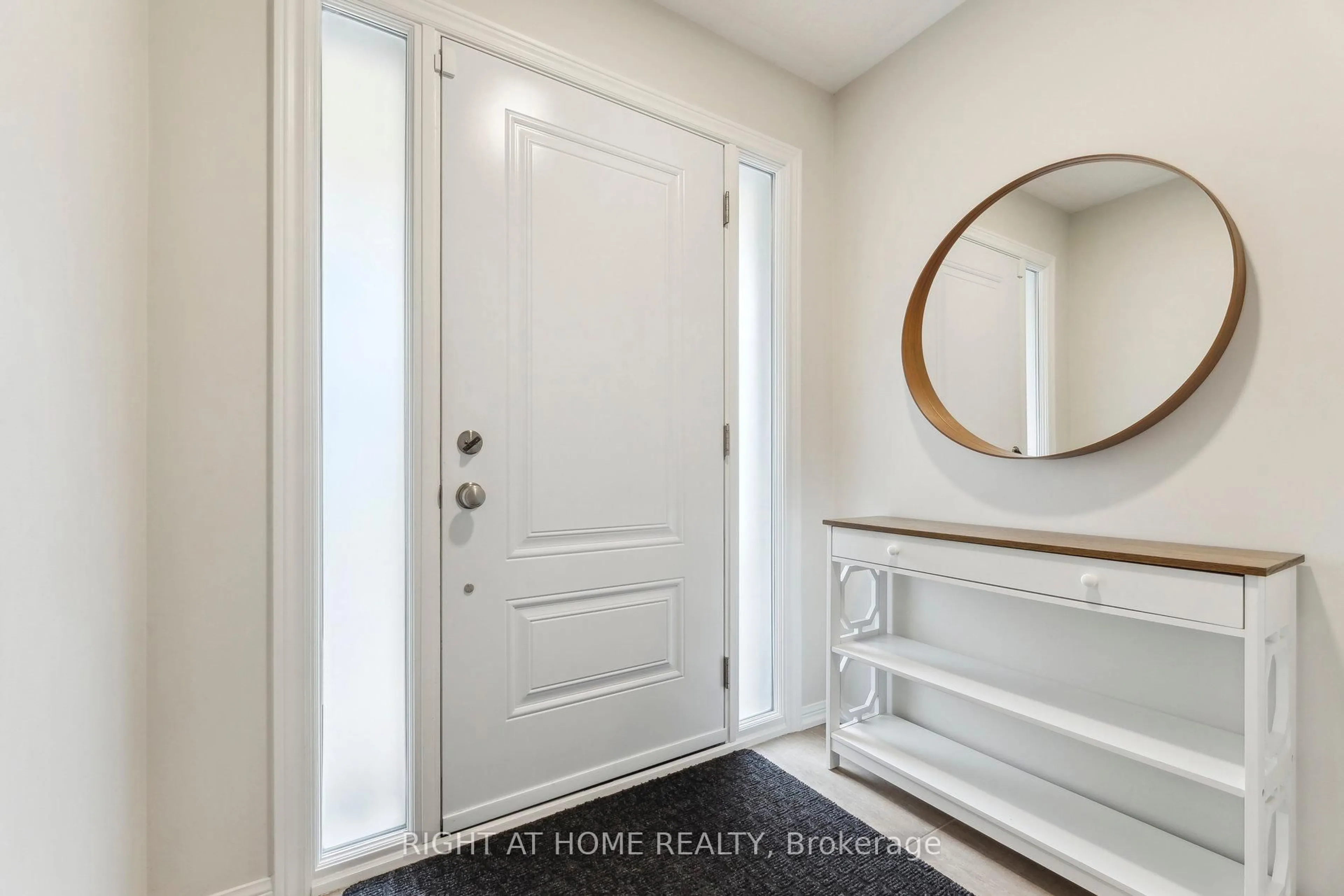 Indoor entryway for 92 Longueuil Pl, Whitby Ontario L1R 3H1