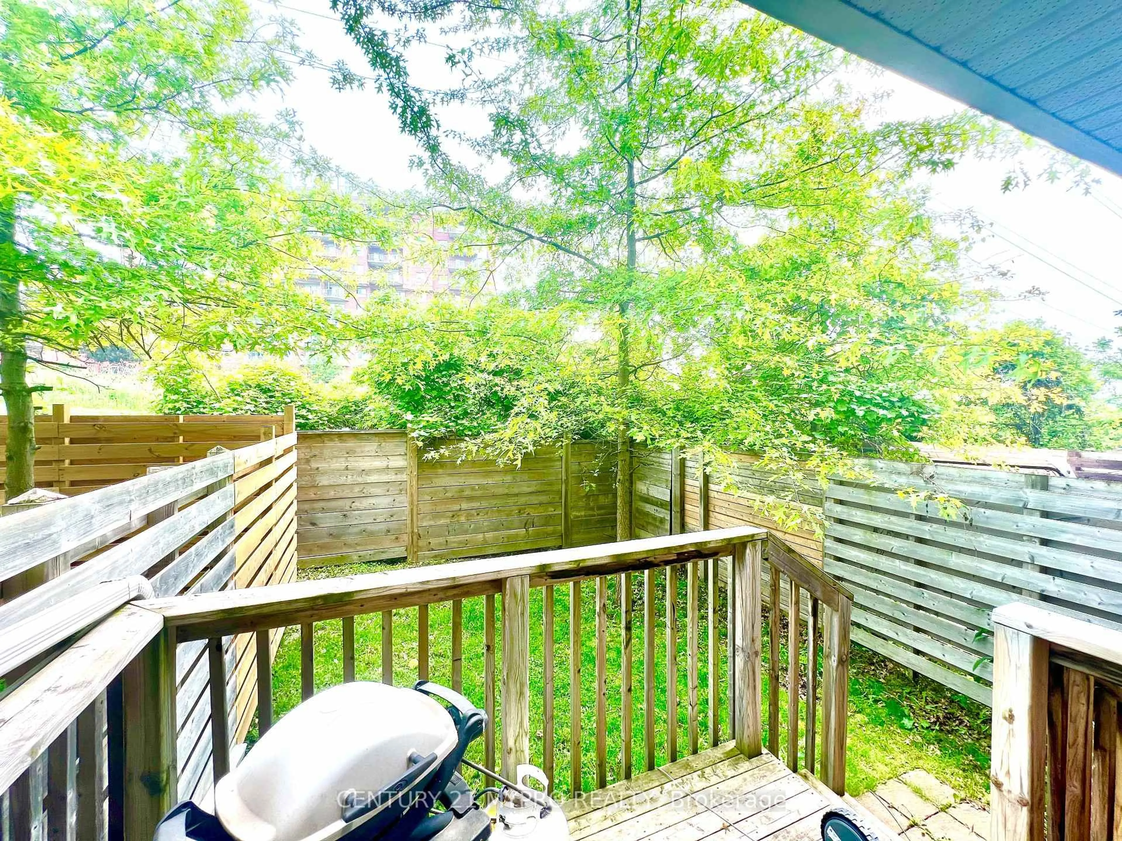 Unknown for 7 Magpie Way, Whitby Ontario L1N 0K7