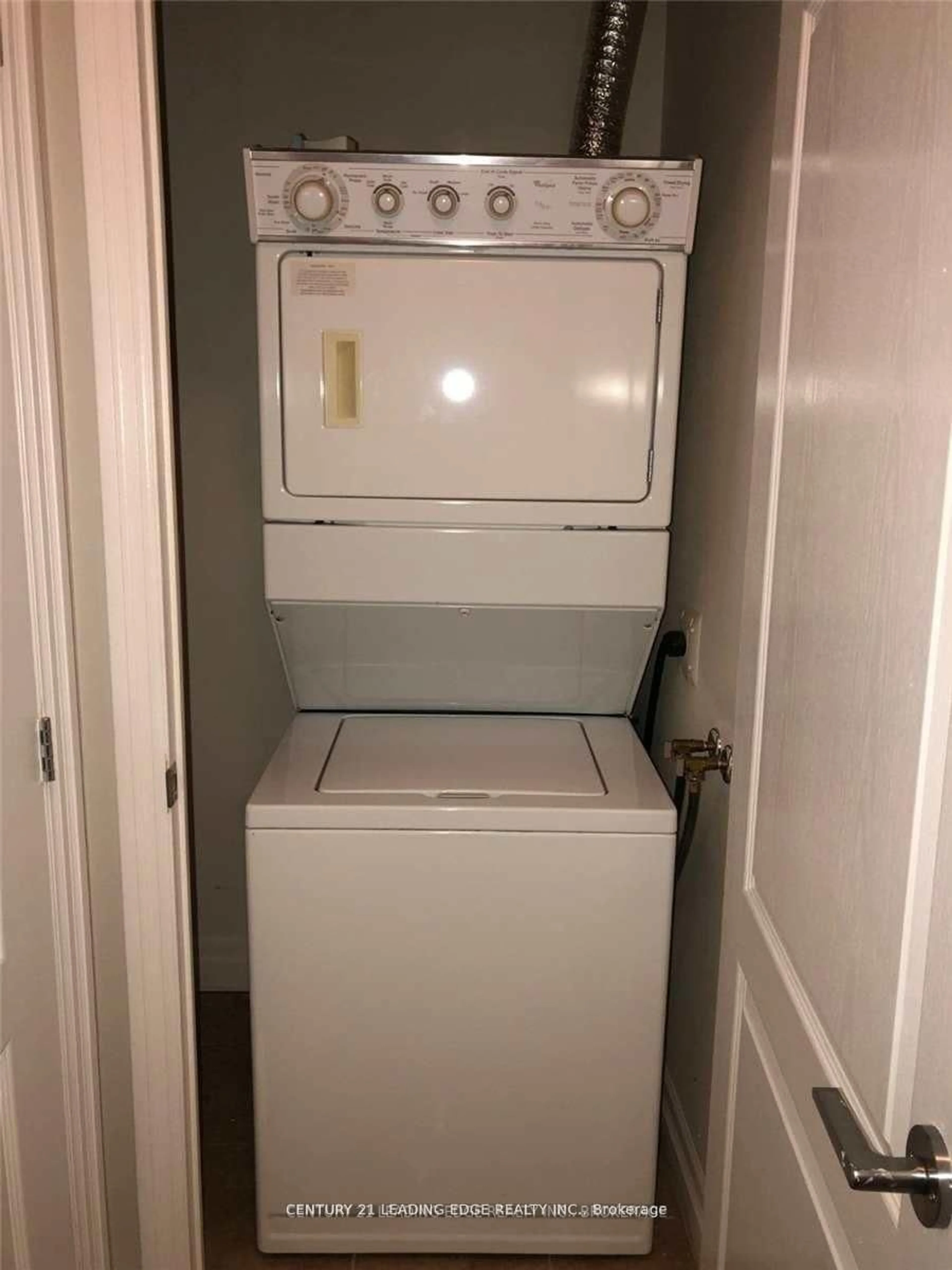 Laundry room for 44 Bond St #302, Oshawa Ontario L1G 6R2