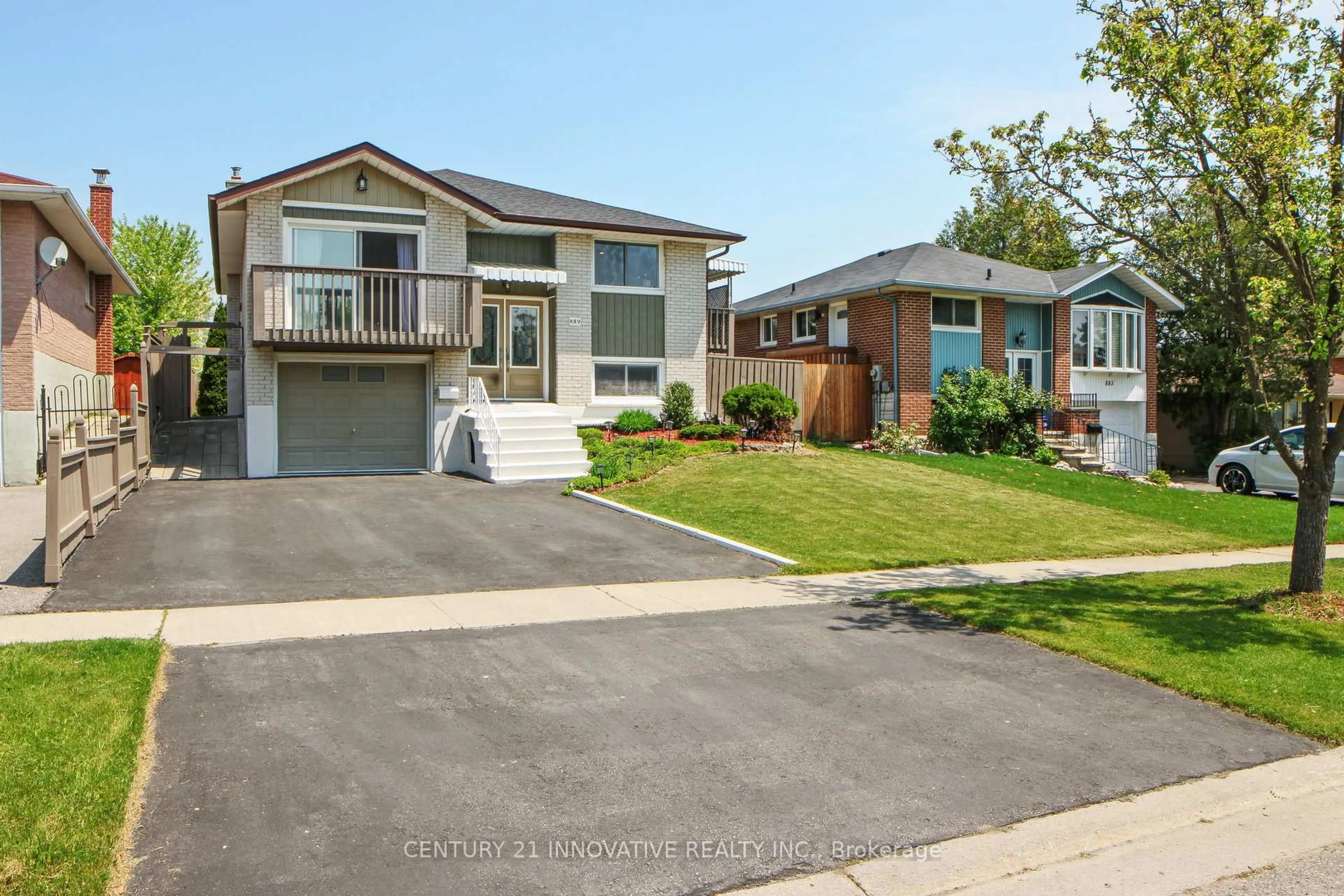Home with brick exterior material, street for 889 Carnaby Cres, Oshawa Ontario L1G 2Y7