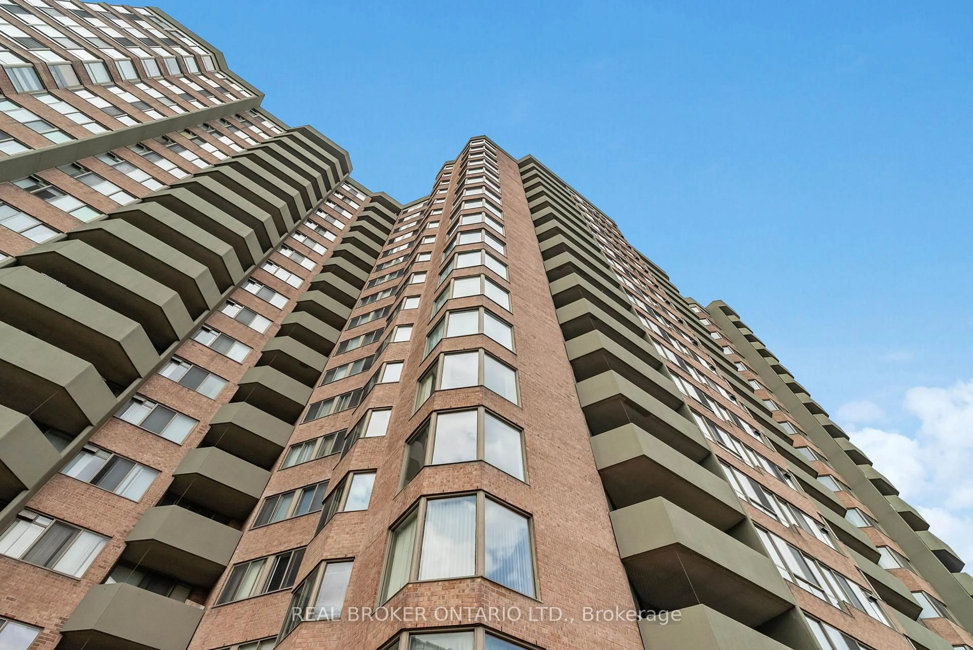 Unknown for 30 Thunder Grve #1102, Toronto Ontario M1V 4A3