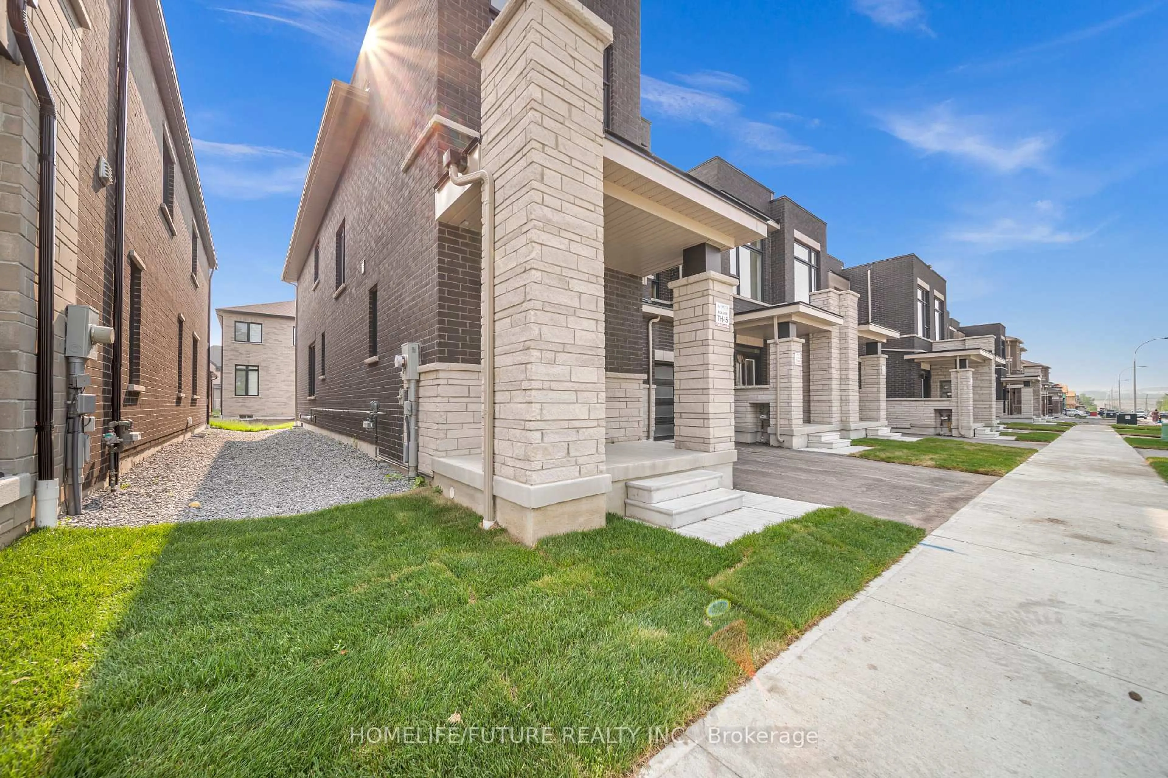 A pic from outside/outdoor area/front of a property/back of a property/a pic from drone, street for 3102 Sideline 16, Pickering Ontario L1X 0K6