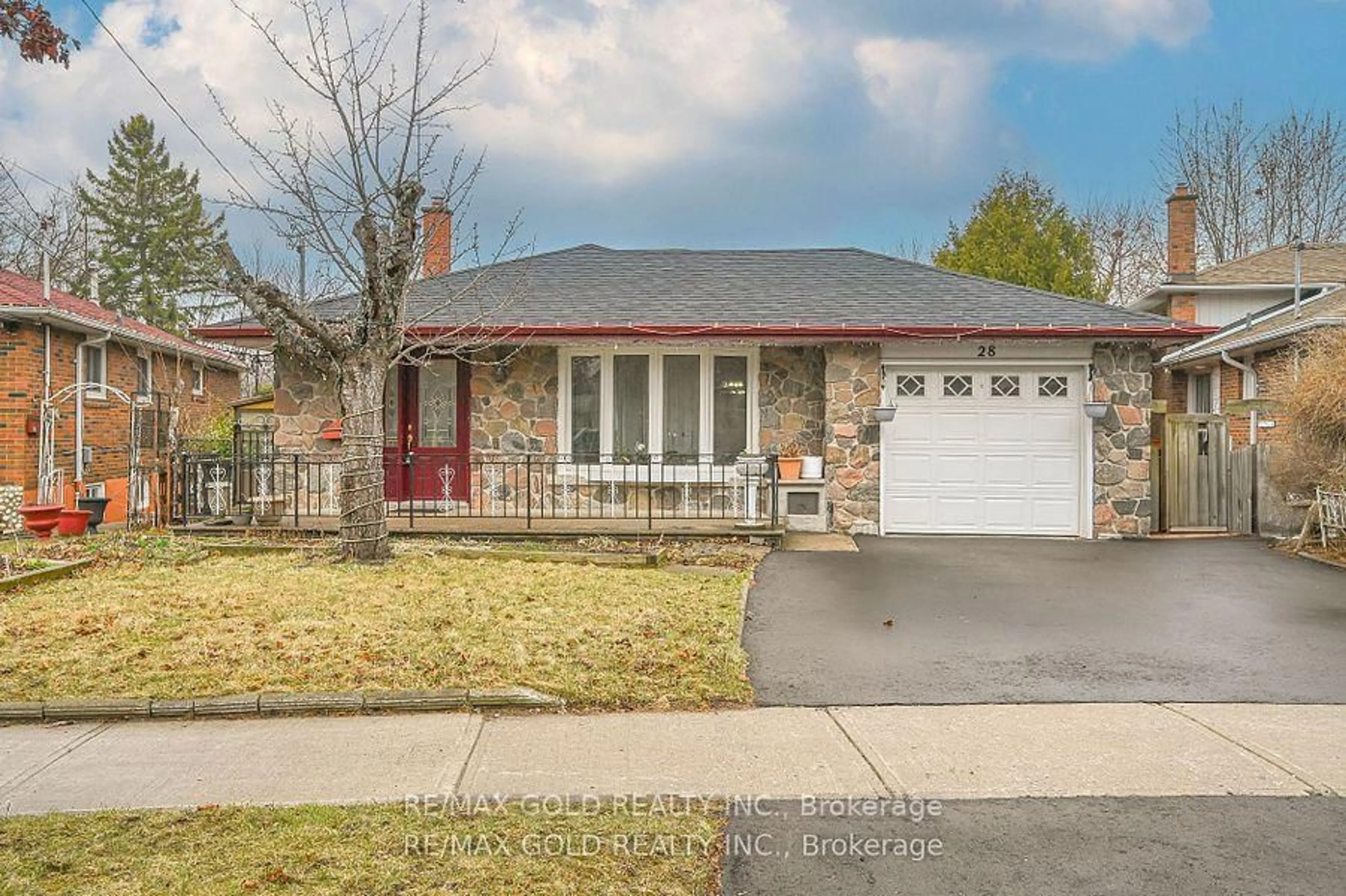 Home with brick exterior material, street for 28 Stevenwood Rd, Toronto Ontario M1G 1B6