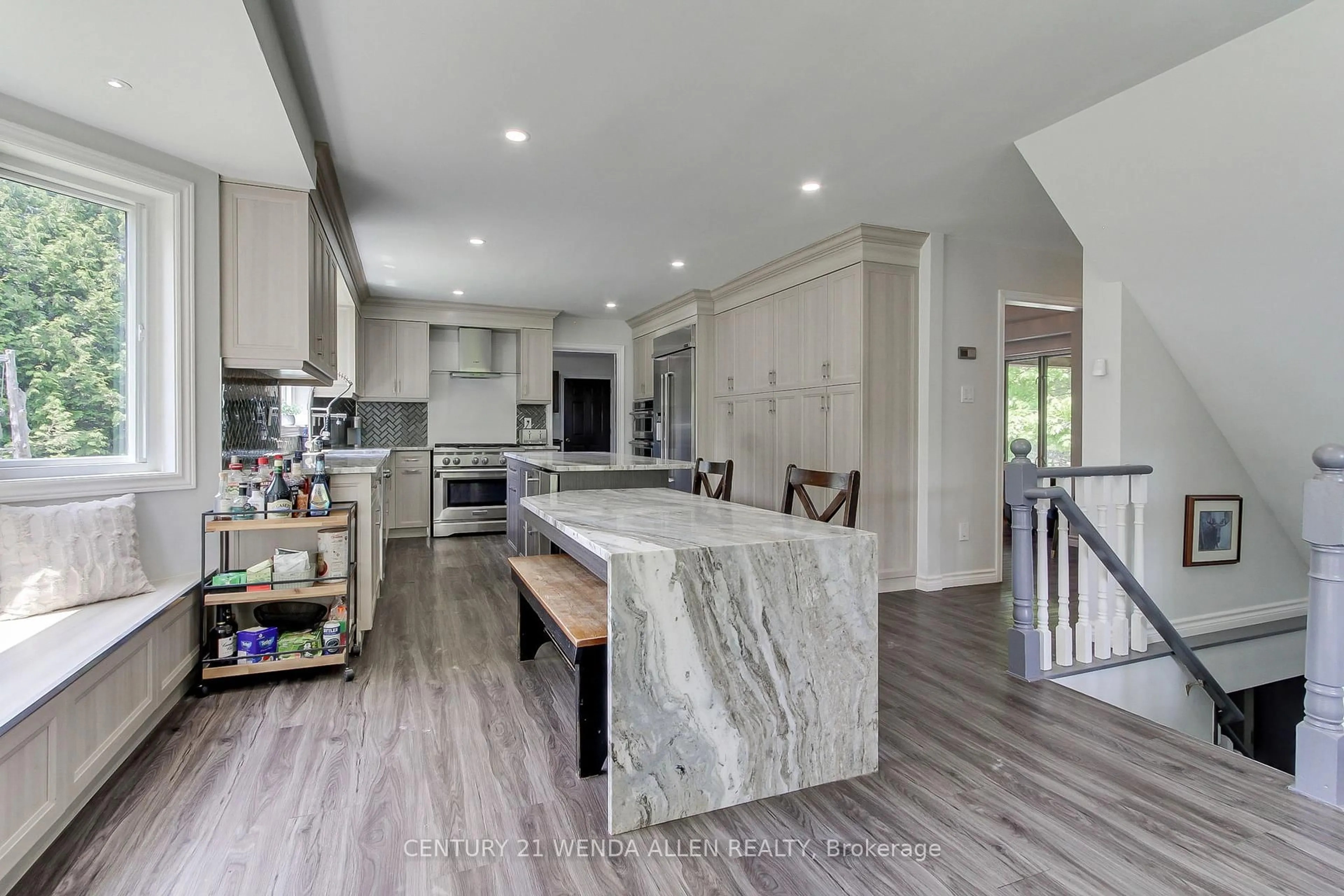 Open concept kitchen, ceramic/tile floor for 5150 Lakeridge Rd, Pickering Ontario L0B 1A0