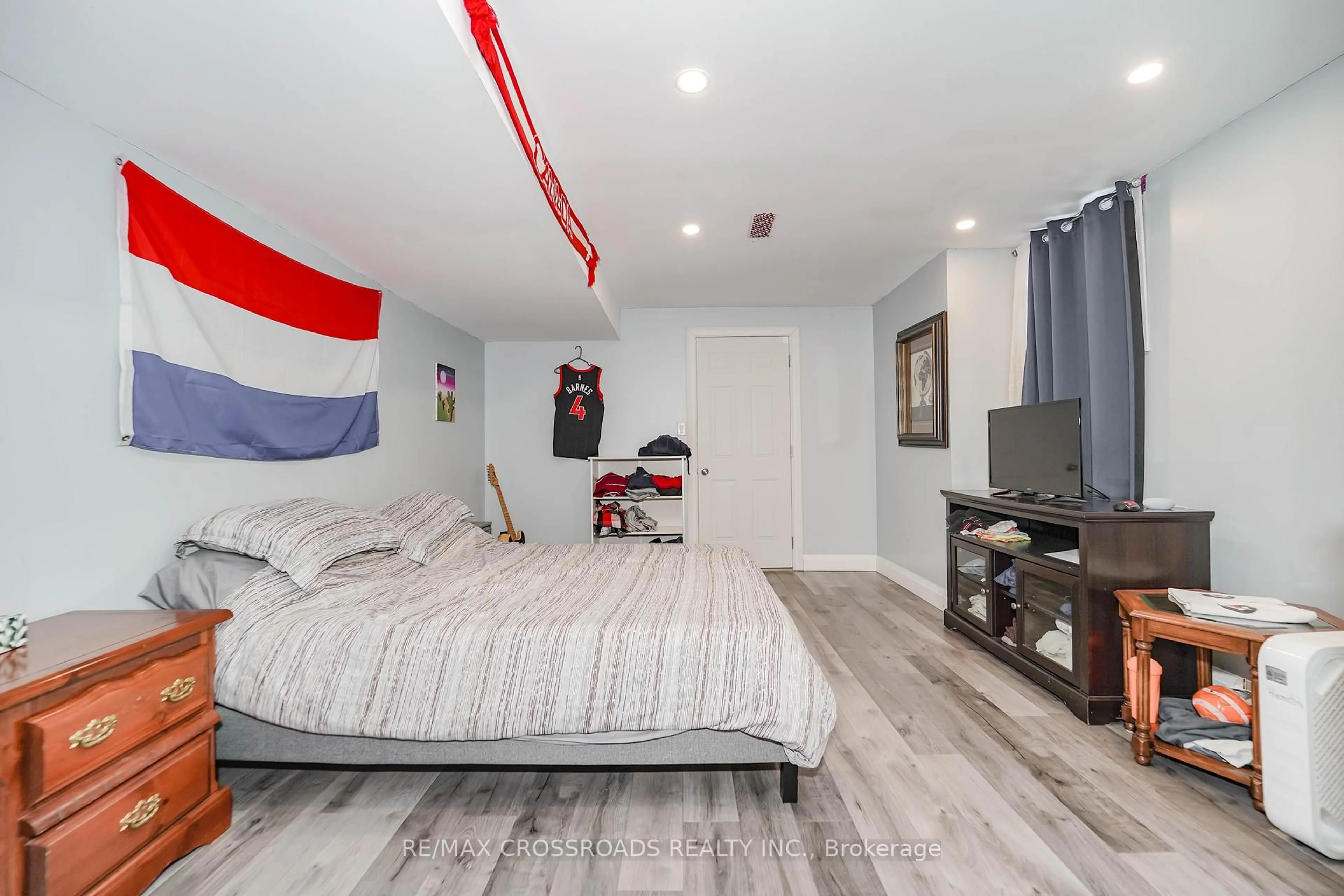 A pic of a room for 1383 Langley Circ, Oshawa Ontario L1K 0E2