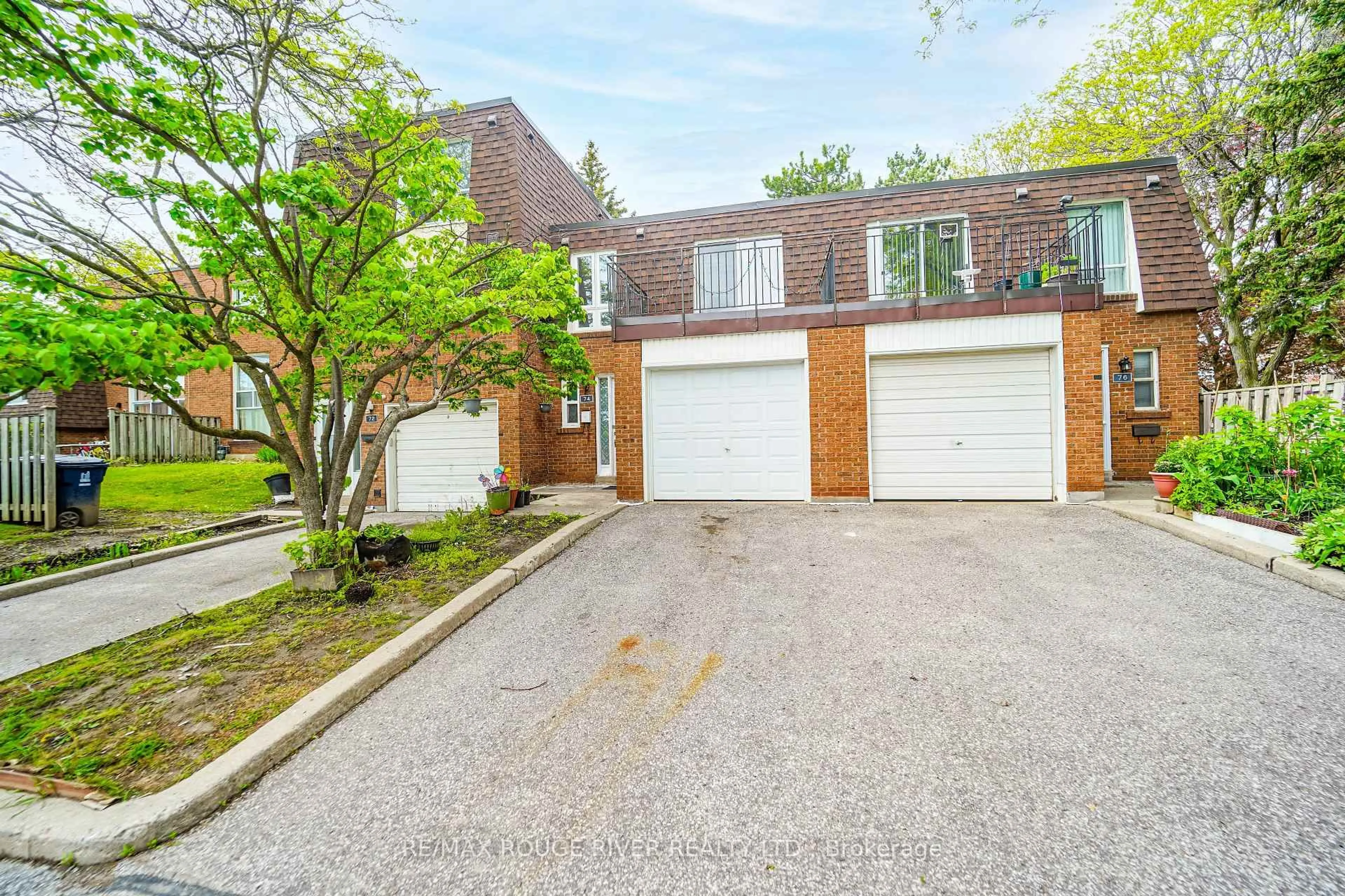 Unknown for 100 Bridletowne Circ #74, Toronto Ontario M1W 2G8