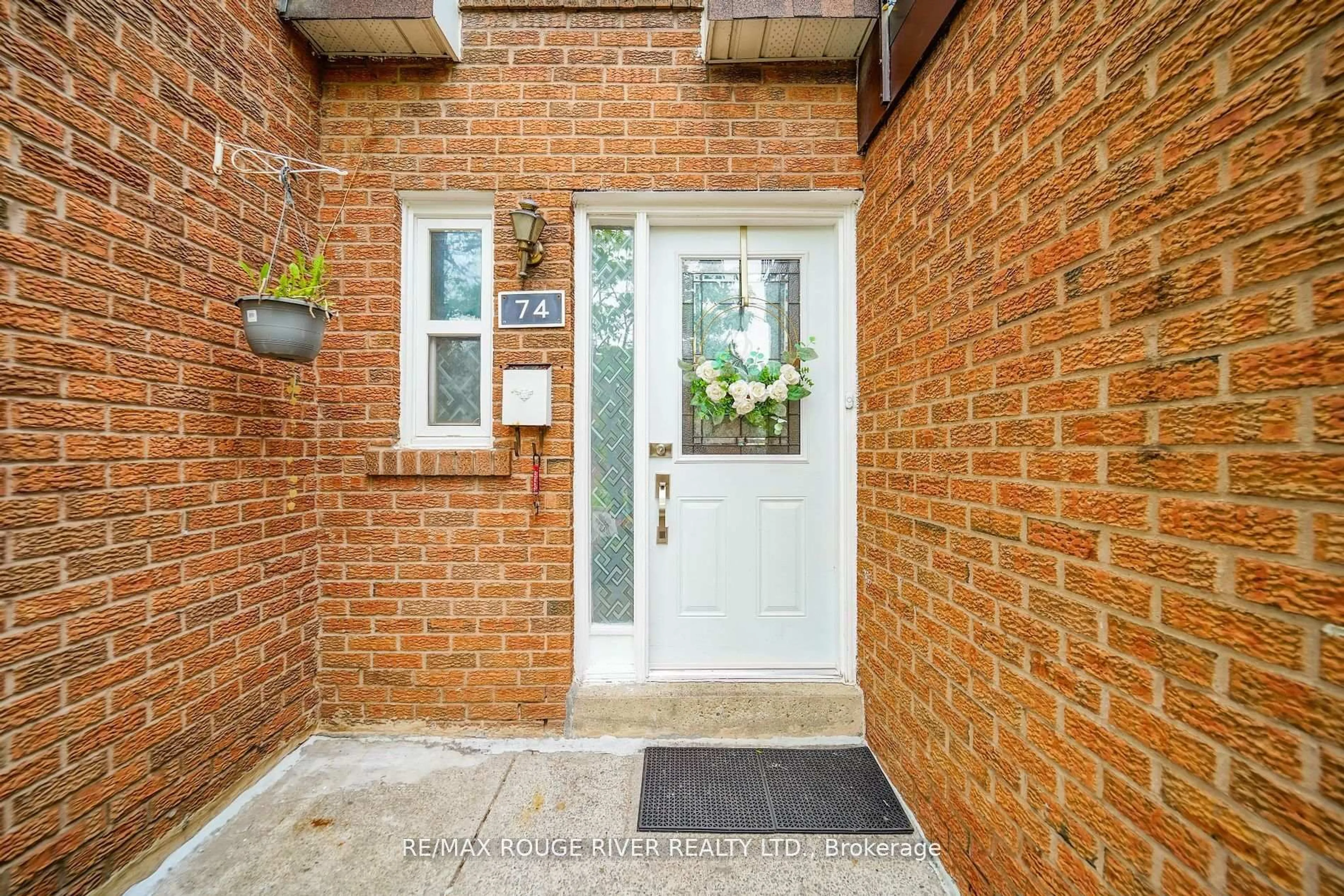 Unknown for 100 Bridletowne Circ #74, Toronto Ontario M1W 2G8