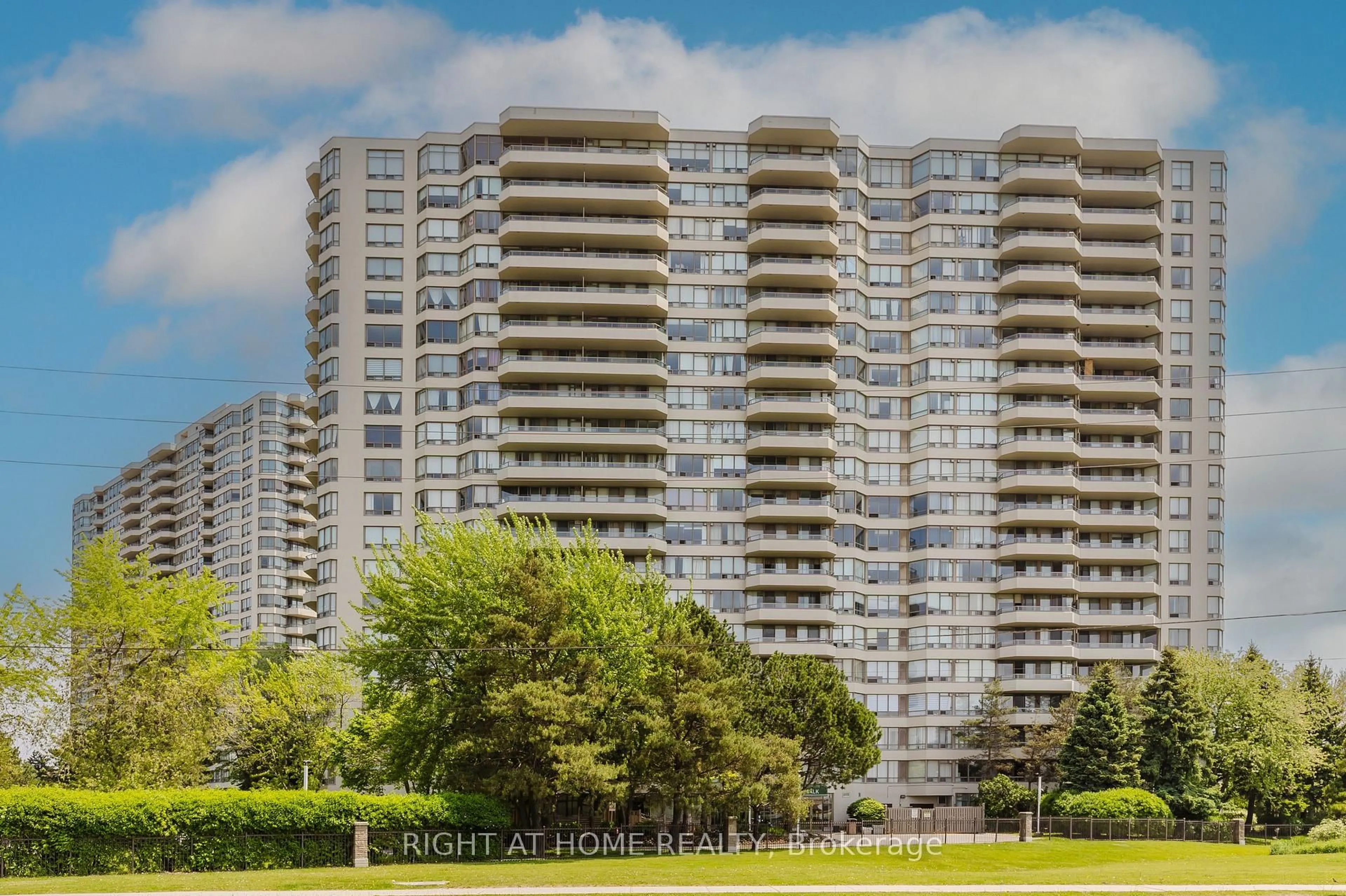 Unknown for 1 Greystone Walk Dr #1690, Toronto Ontario M1K 5J3