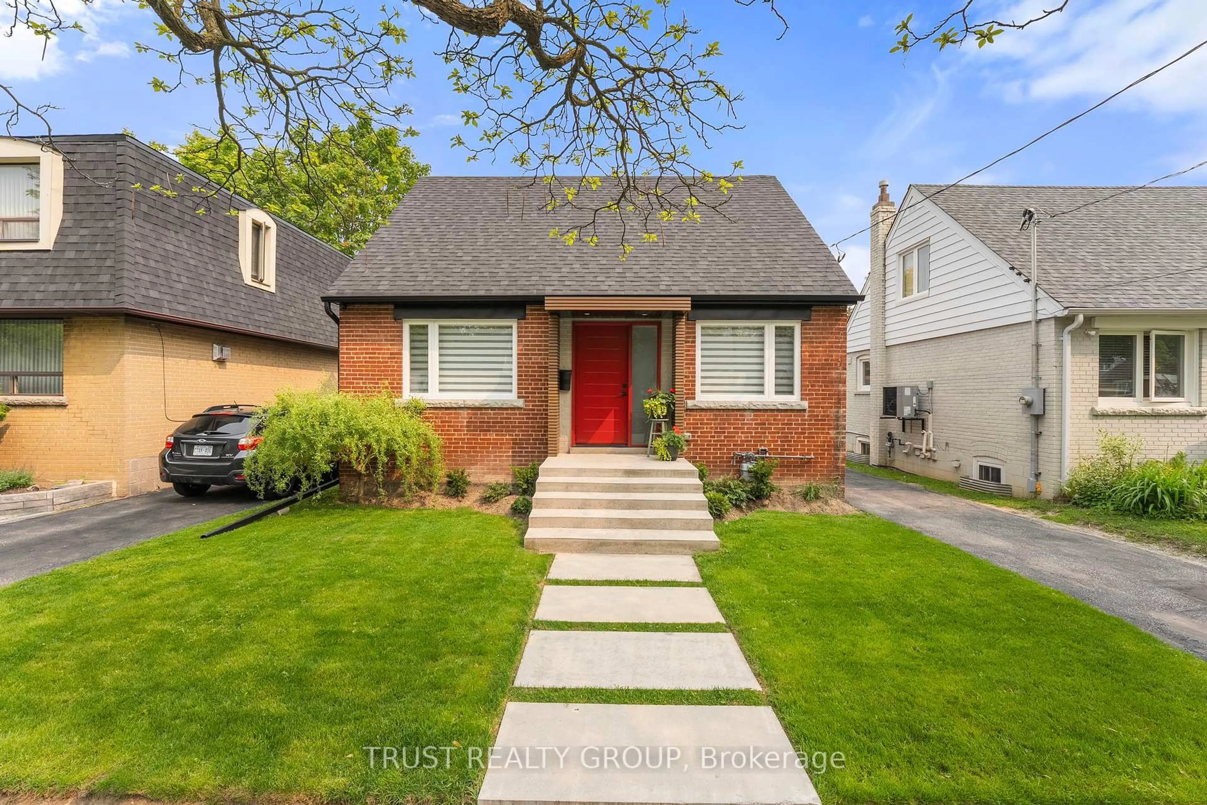 Home with brick exterior material, street for 14 Dorine Cres, Toronto Ontario M1L 1Y7