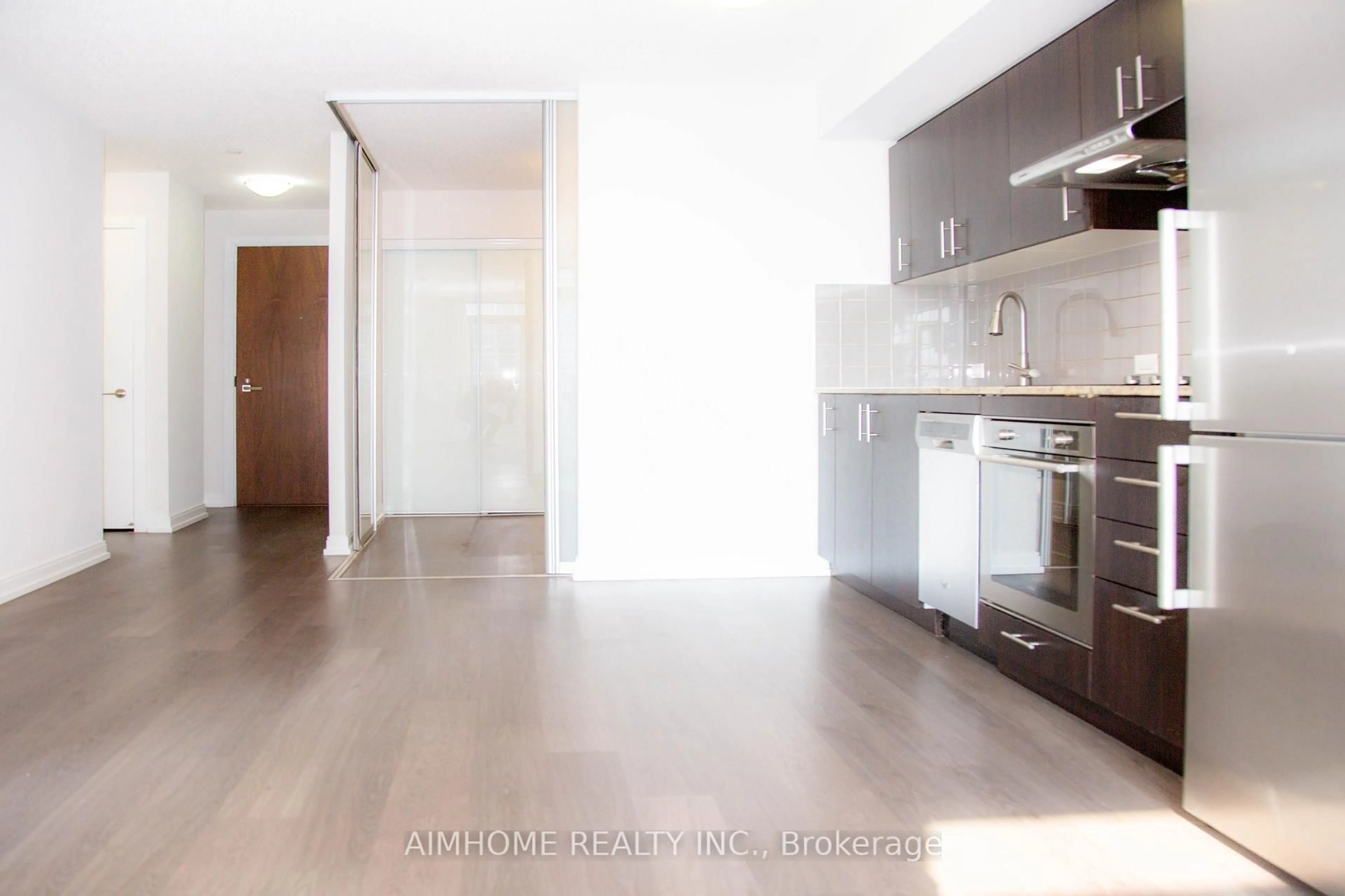 Unknown for 255 Village Green Sq #2004, Toronto Ontario M1S 0L7