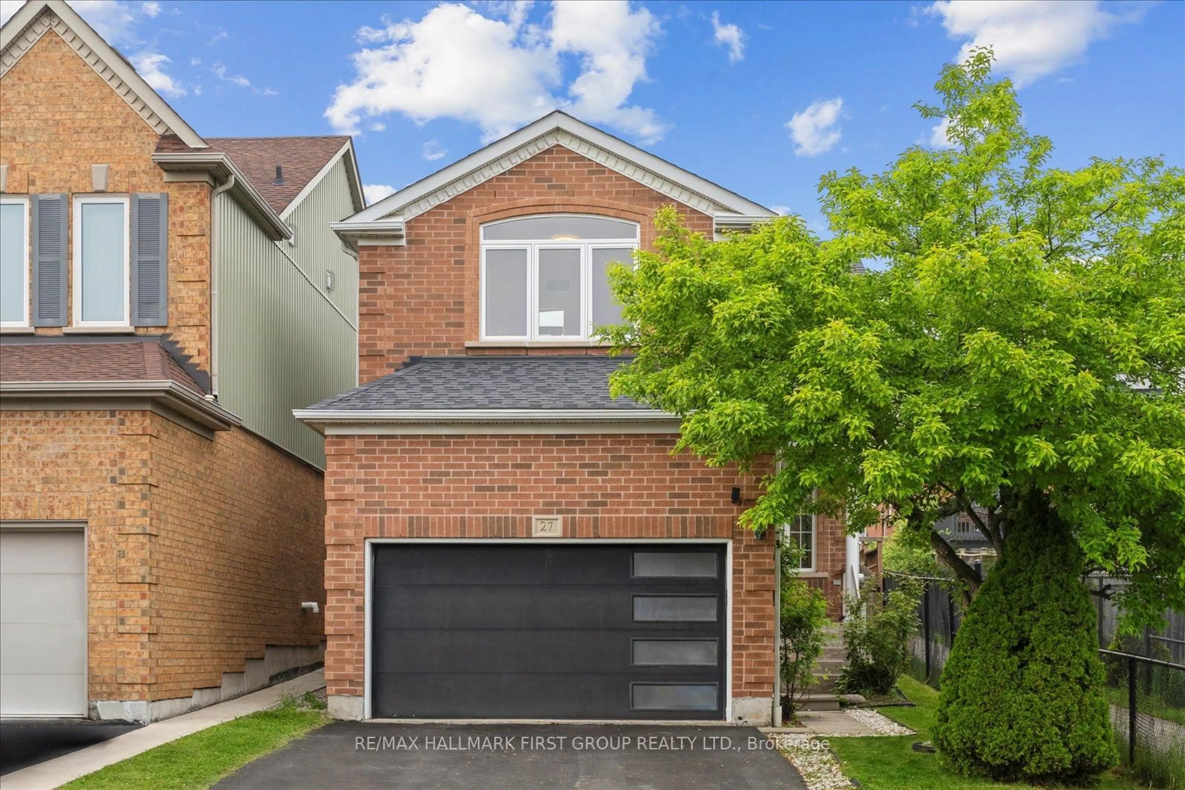 Home with brick exterior material, street for 27 Shenandoah Dr, Whitby Ontario L1P 1S9