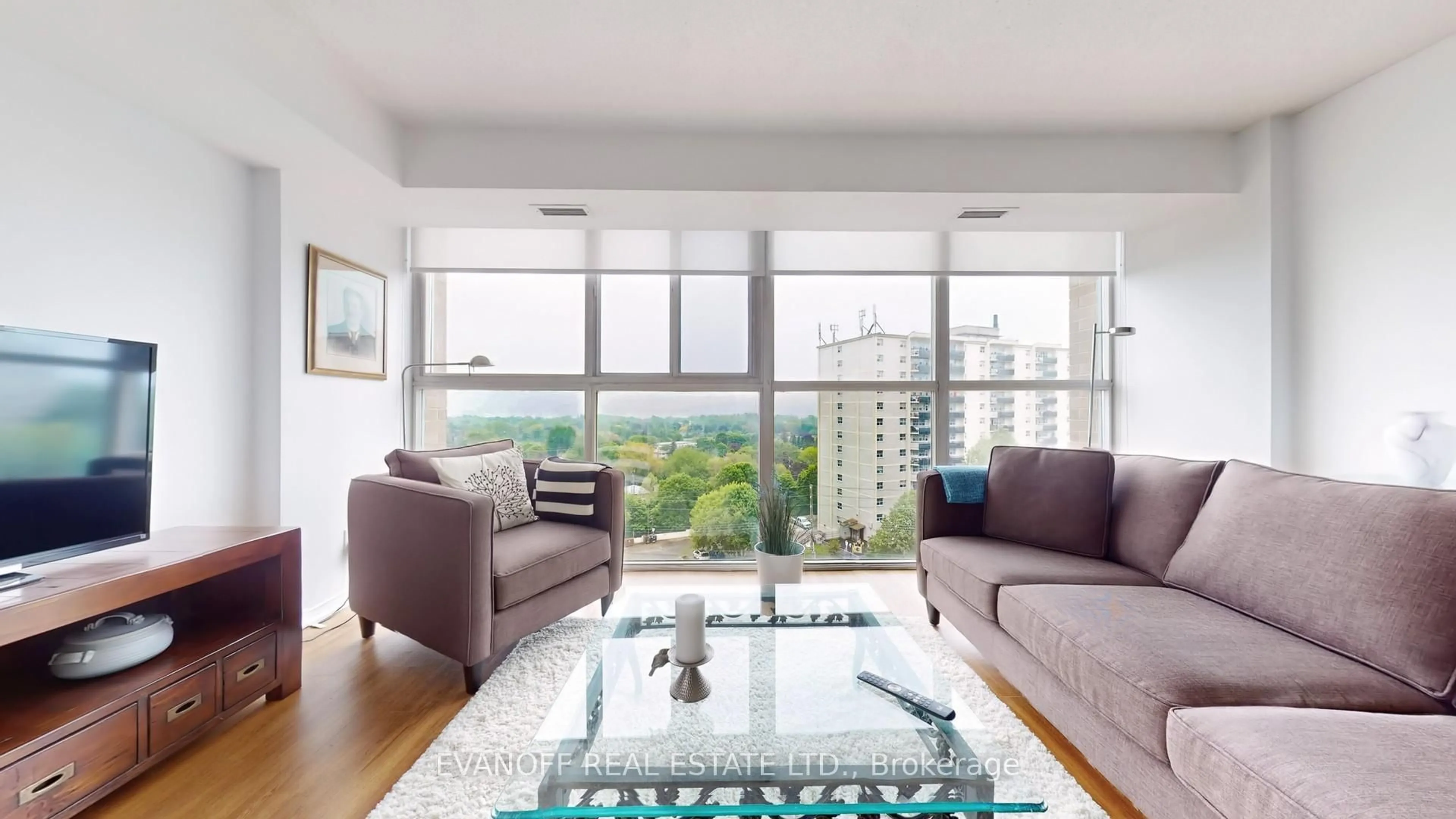 Living room with furniture, unknown for 90 Dale Ave #904, Toronto Ontario M1J 3N4