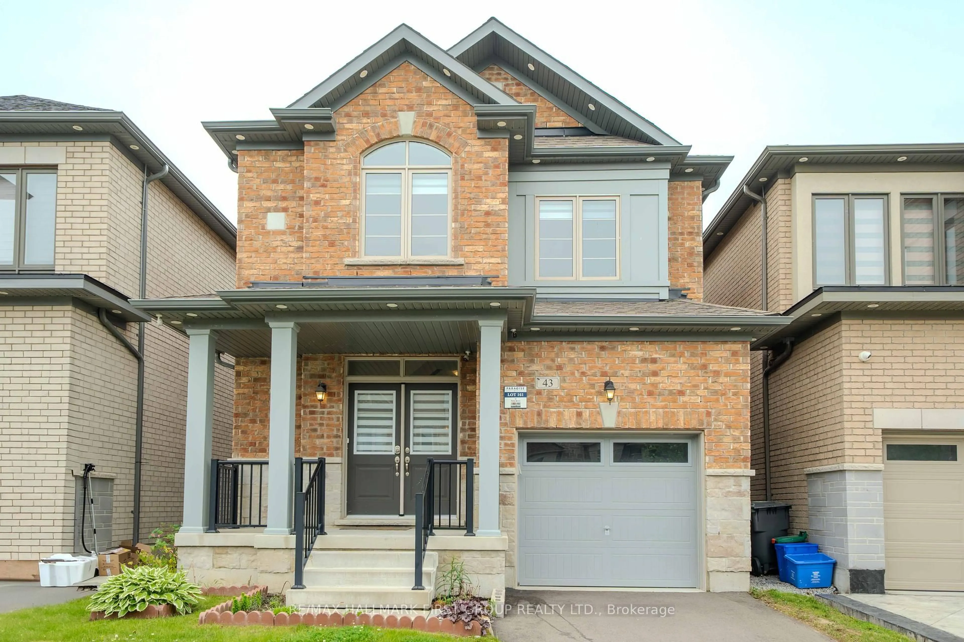 Home with brick exterior material, street for 43 Hahn St, Whitby Ontario L1P 0G9