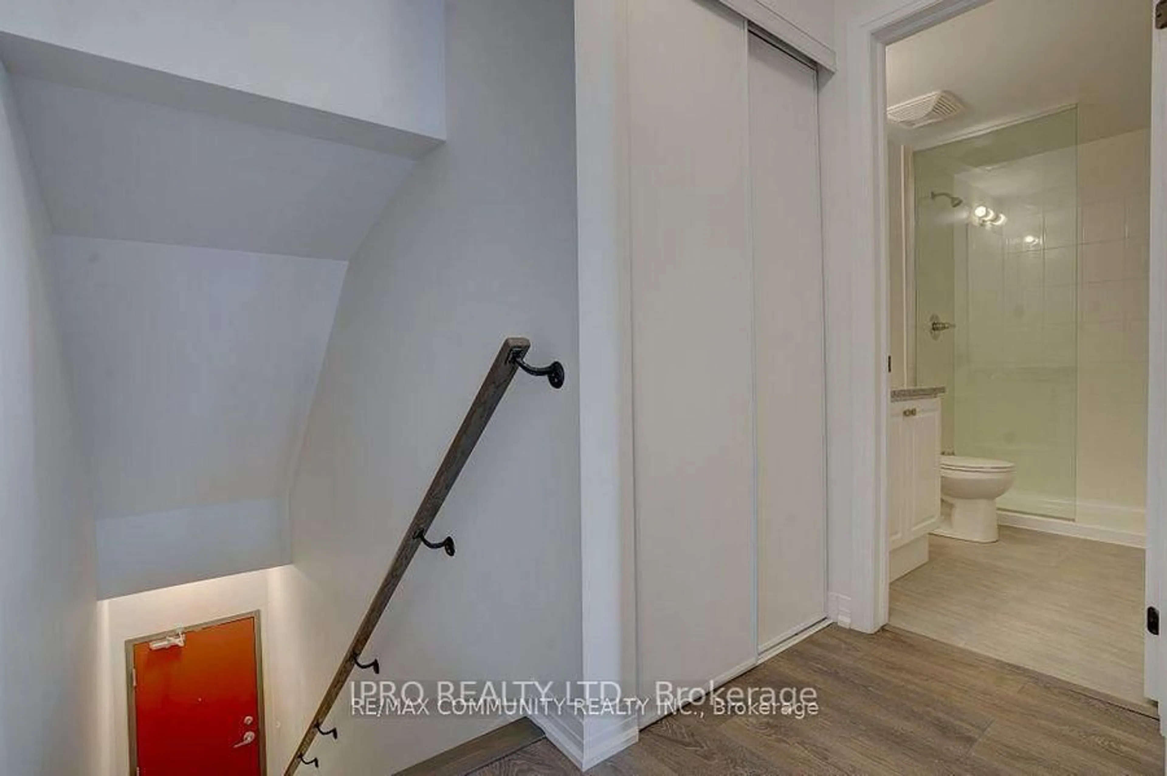 Unknown for 2635 William Jackson Dr #114, Pickering Ontario L1X 0L2