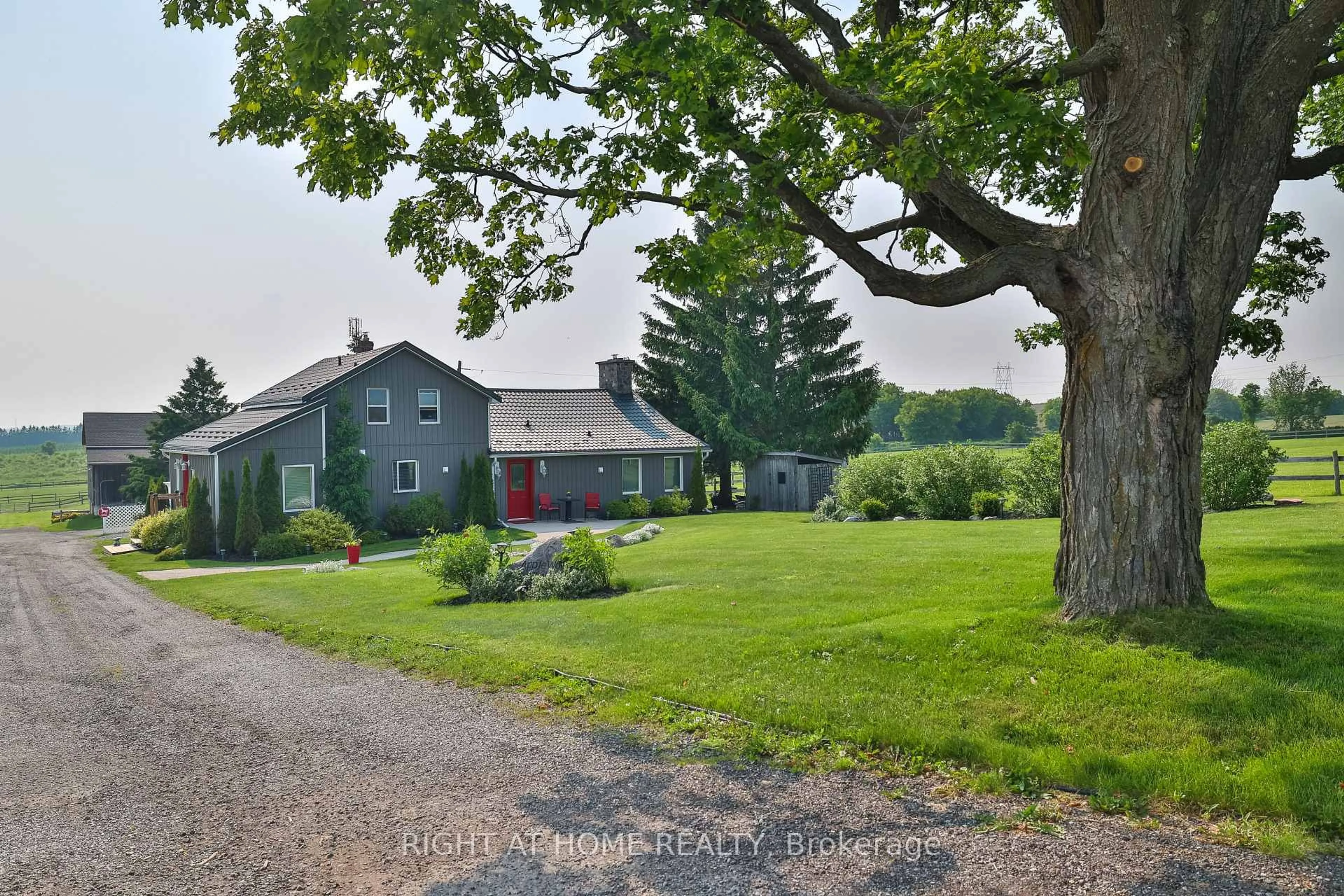 A pic from outside/outdoor area/front of a property/back of a property/a pic from drone, unknown for 6406 Clemens Rd, Clarington Ontario L1C 5R3
