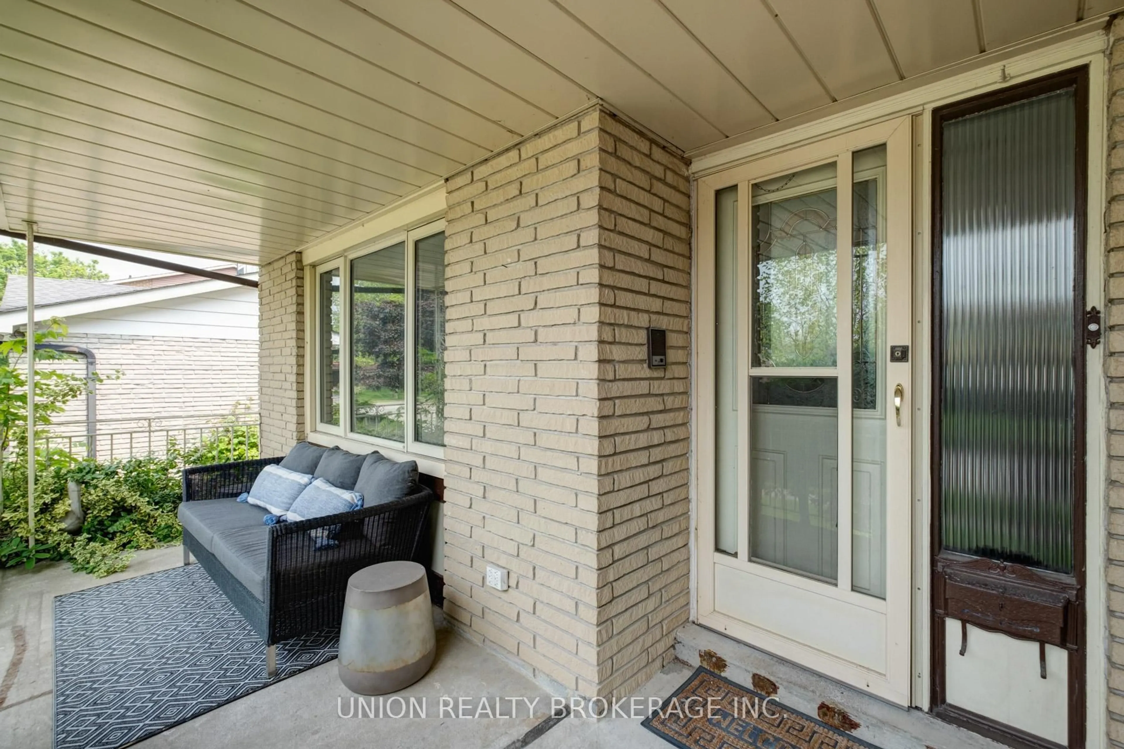 Unknown for 507 Petticoat Lane, Pickering Ontario L1W 3E7