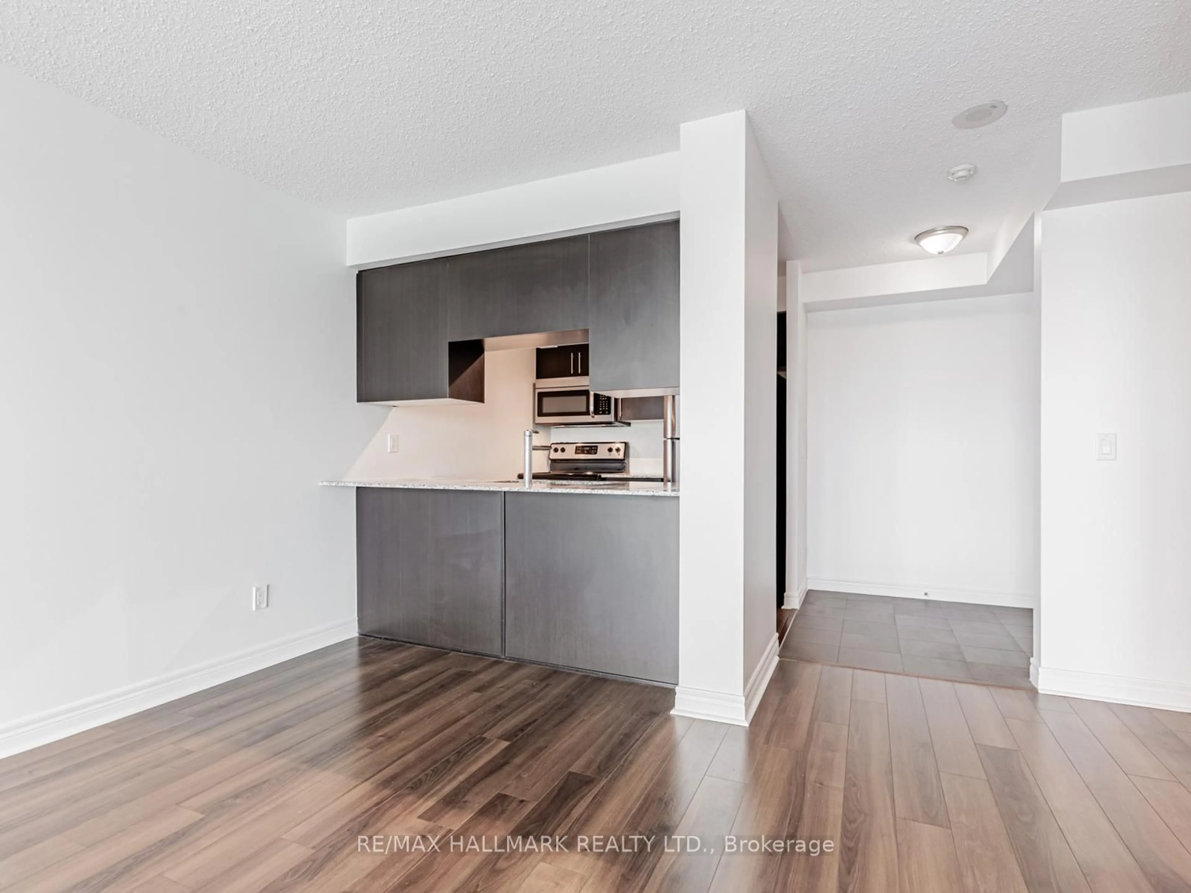 Unknown for 50 Town Centre Crt #1011, Toronto Ontario M1P 4Y7