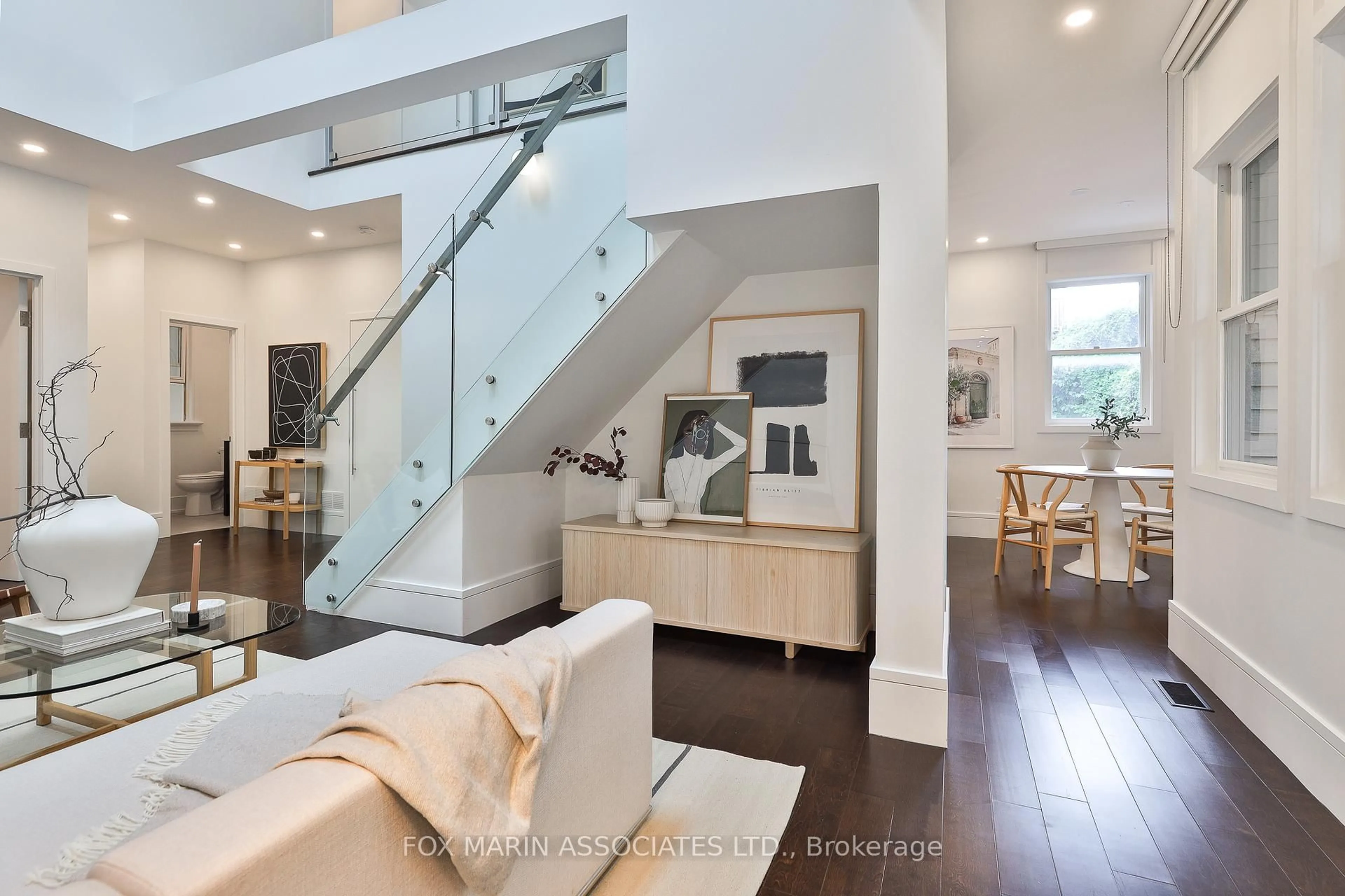 Indoor entryway for 22A Lewis St, Toronto Ontario M4M 2H3