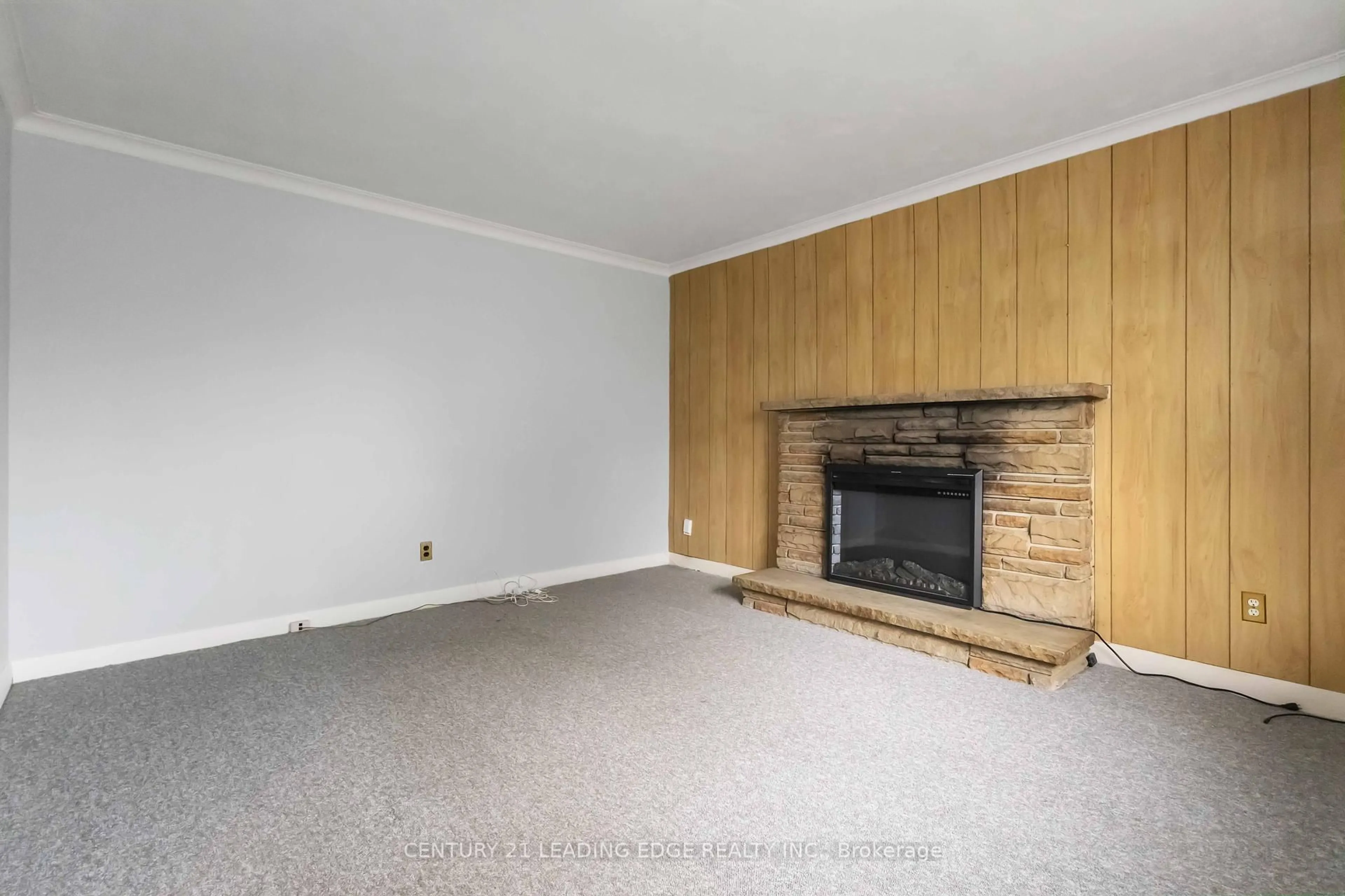 A pic of a room for 9 EUCLID Ave, Toronto Ontario M1C 1J7