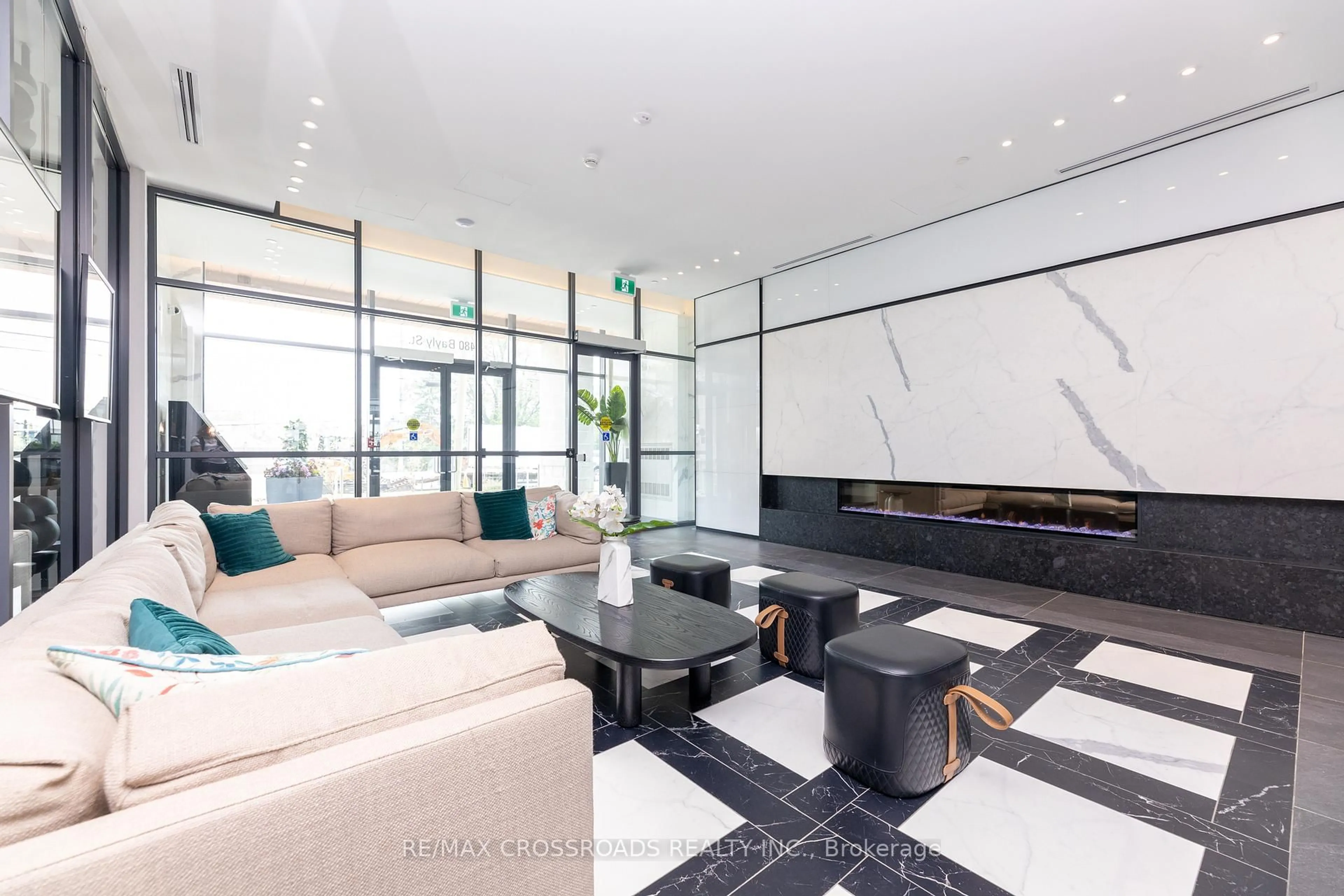 Lobby for 1480 Bayly St #1701, Pickering Ontario L1W 3T8