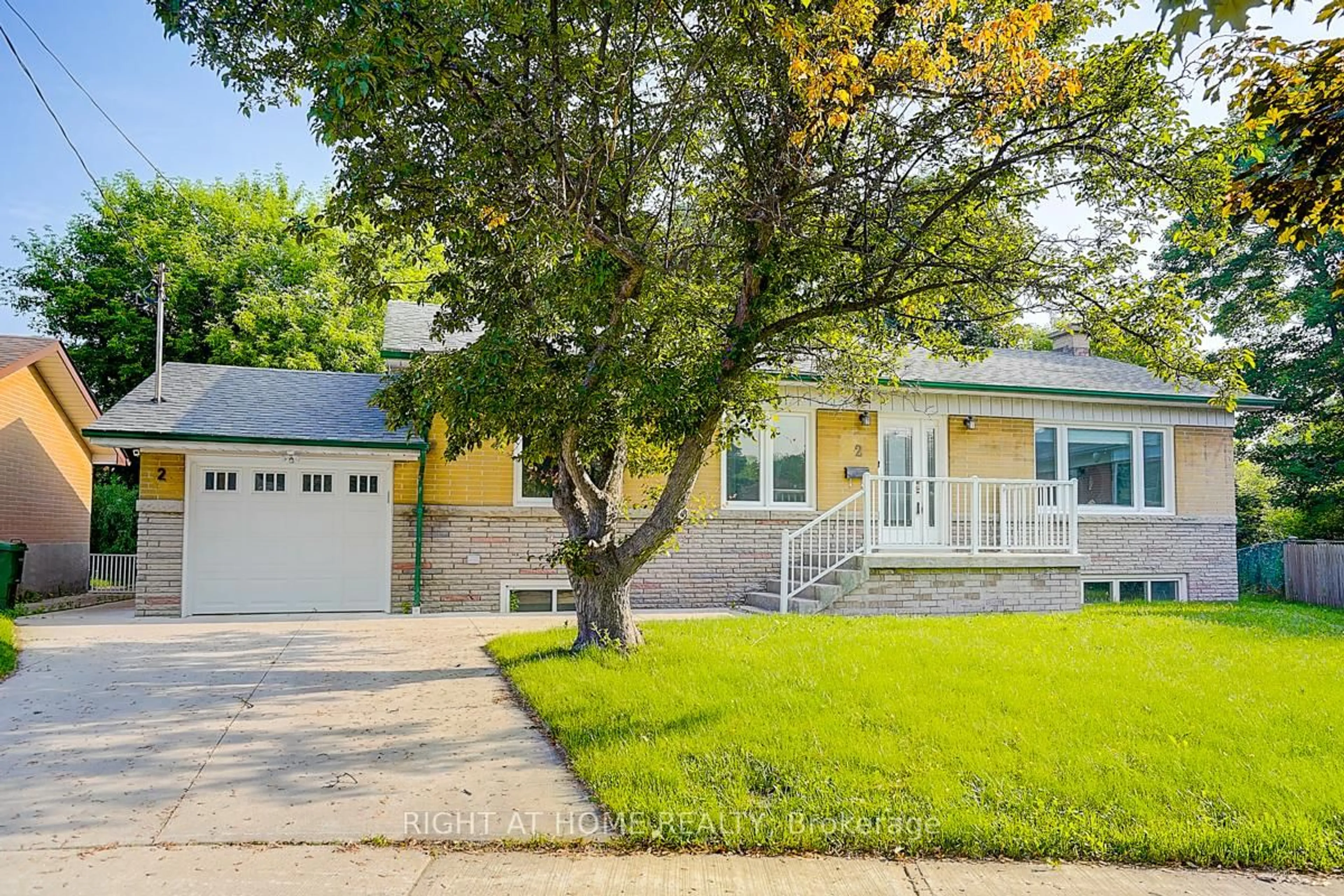 Home with vinyl exterior material, street for 2 Citadel Dr, Toronto Ontario M1K 4S2