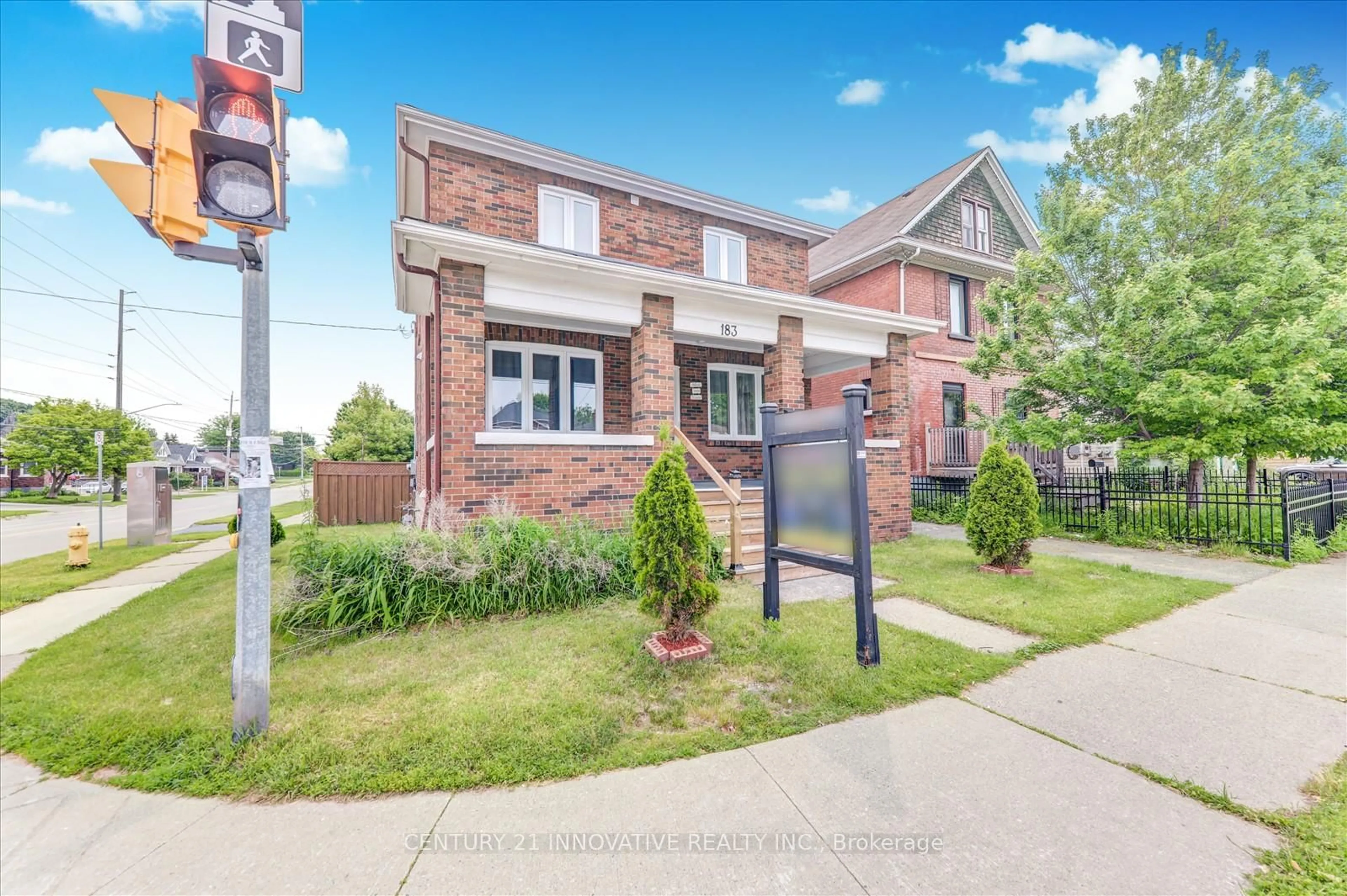 Home with brick exterior material, street for 183 Ritson Rd, Oshawa Ontario L1H 5H6