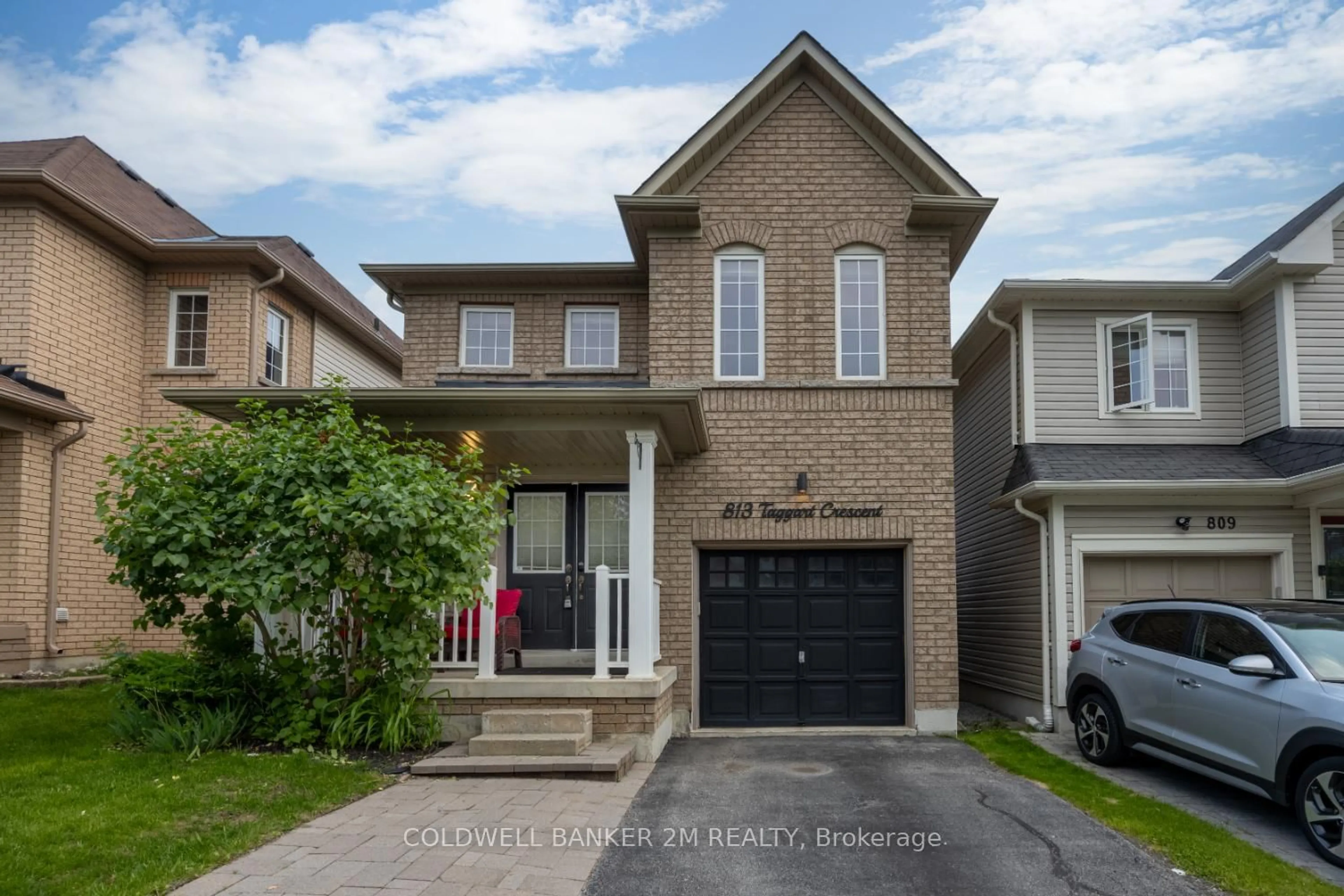 Home with brick exterior material, street for 813 Taggart Cres, Oshawa Ontario L1K 0E6
