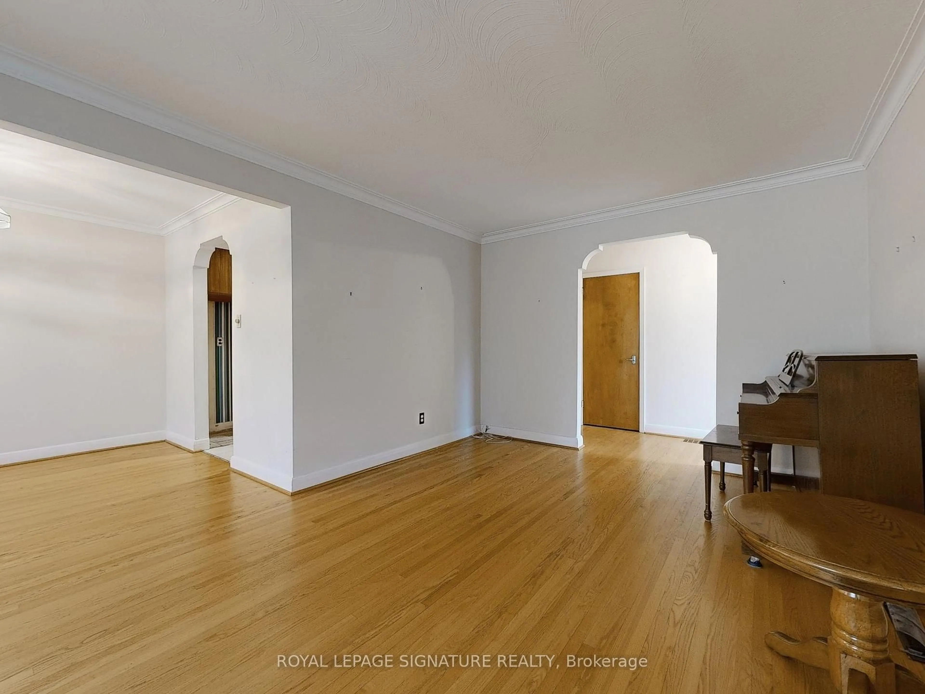 A pic of a room for 25 Mackinac Cres, Toronto Ontario M1J 1P8