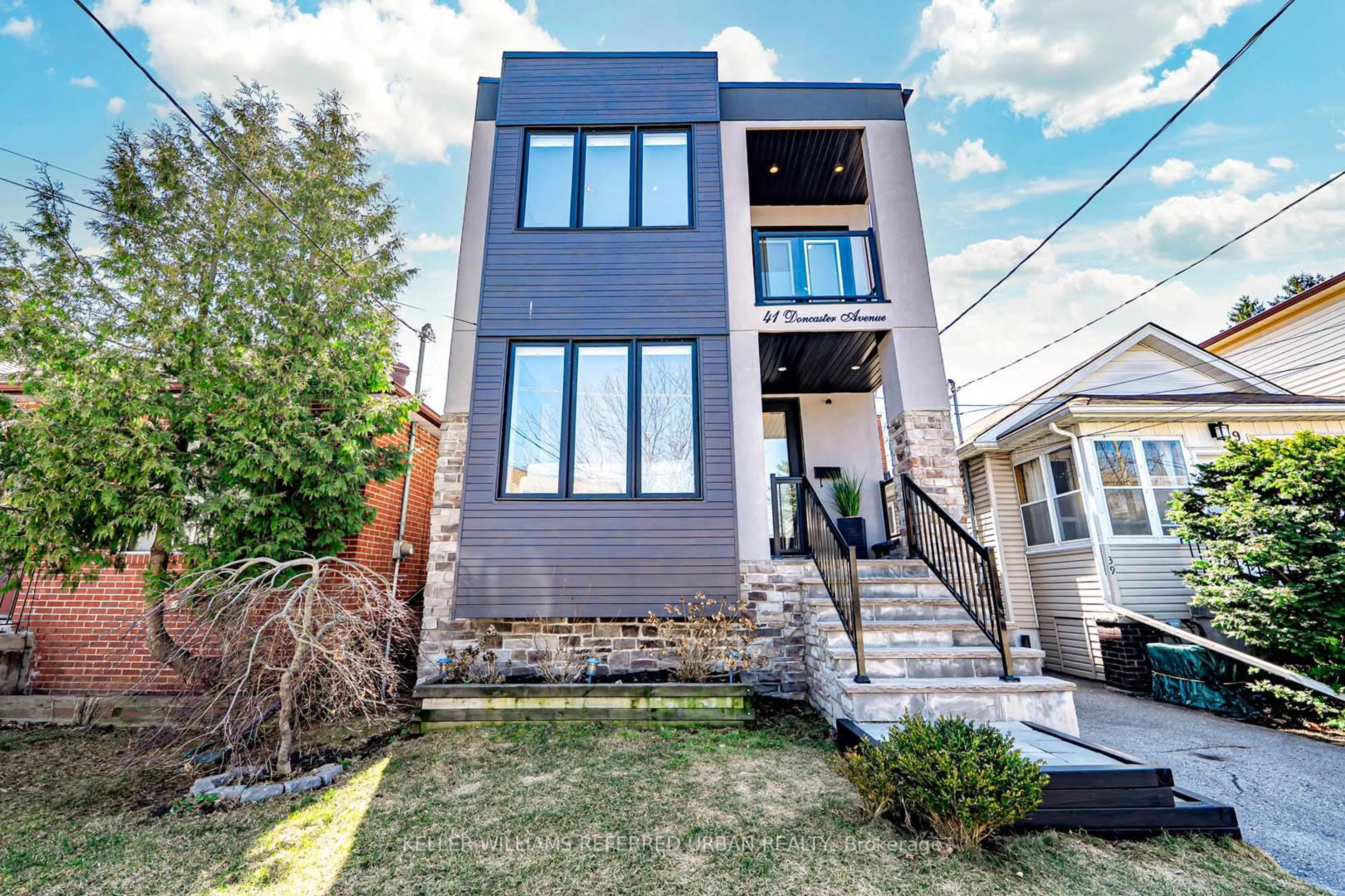 Home with brick exterior material, street for 41 Doncaster Ave, Toronto Ontario M4C 1Y6