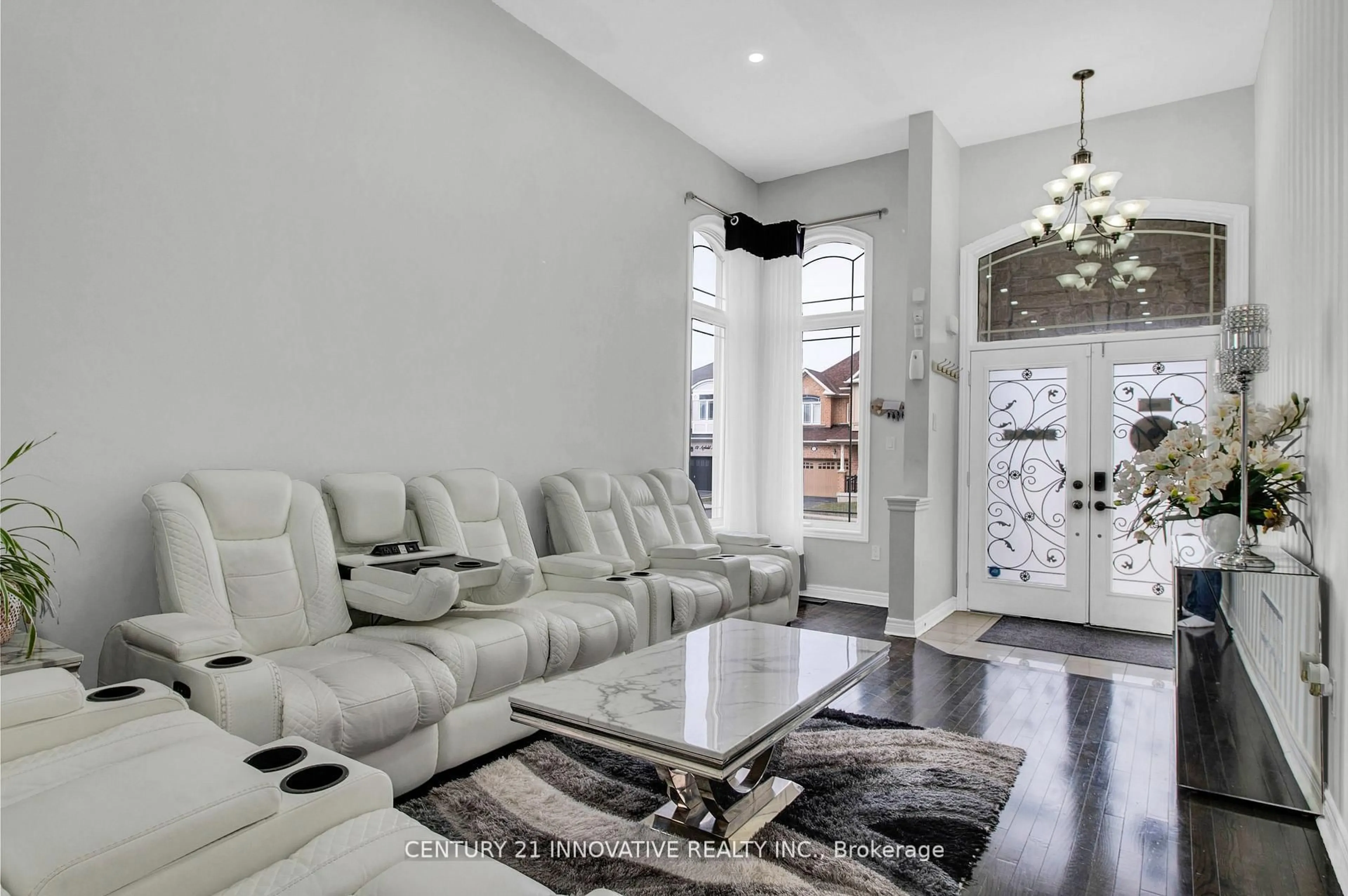 Living room with furniture, unknown for 17 Arfield Ave, Ajax Ontario L1Z 0G2