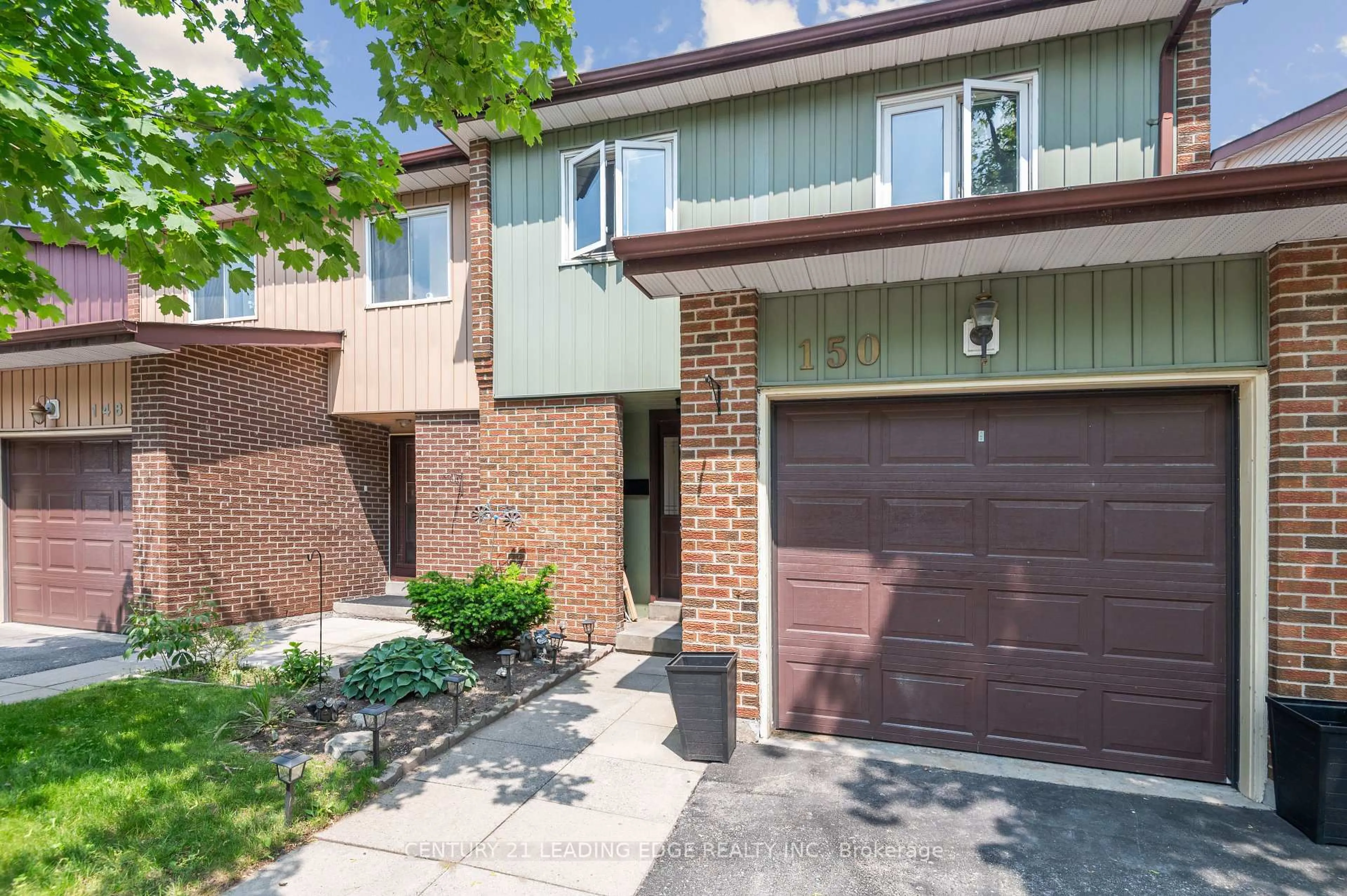 Home with brick exterior material, street for 4662 Kingston Rd #150, Toronto Ontario M1E 4Y7