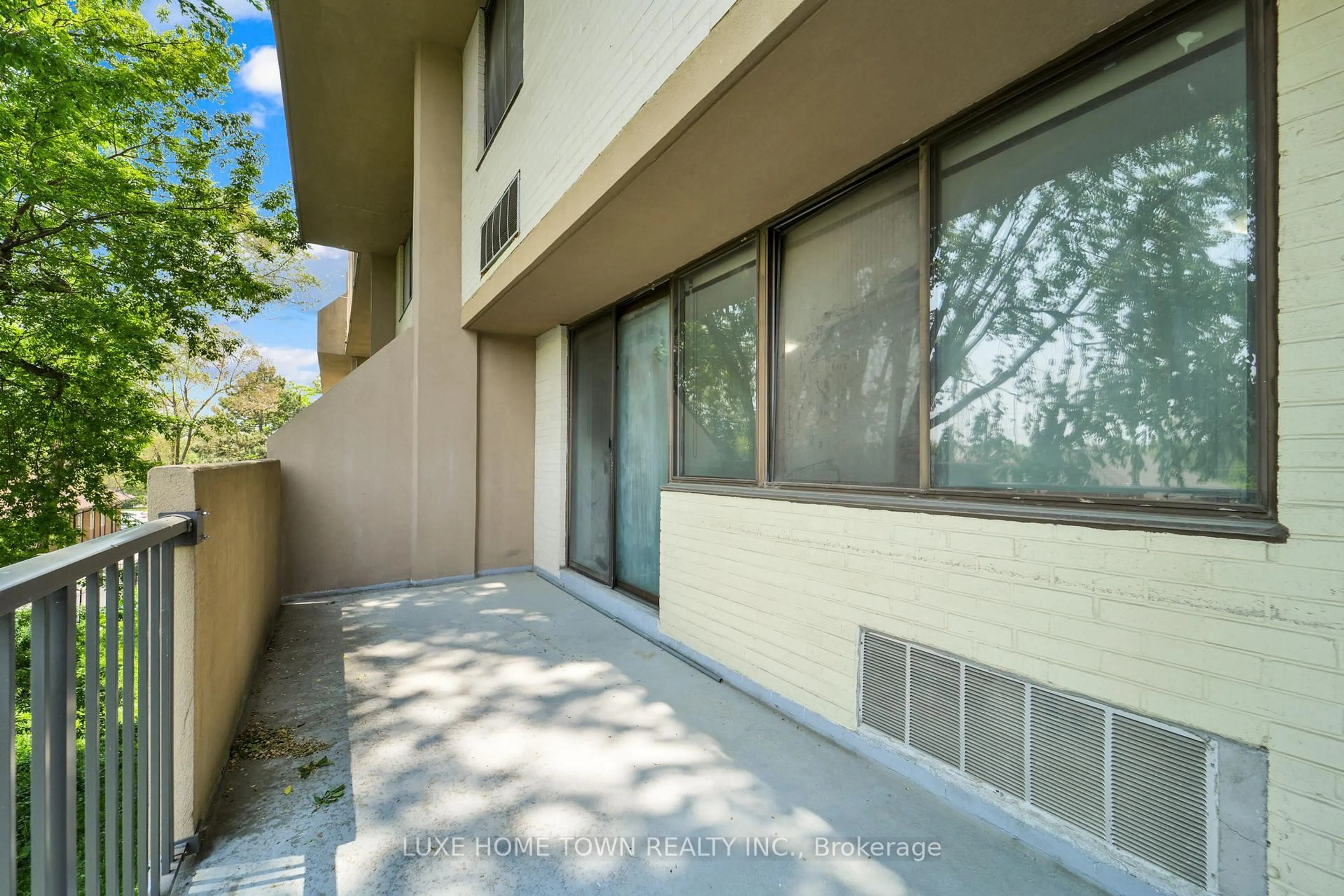 Unknown for 665 Kennedy Rd #328, Toronto Ontario M1K 5E2