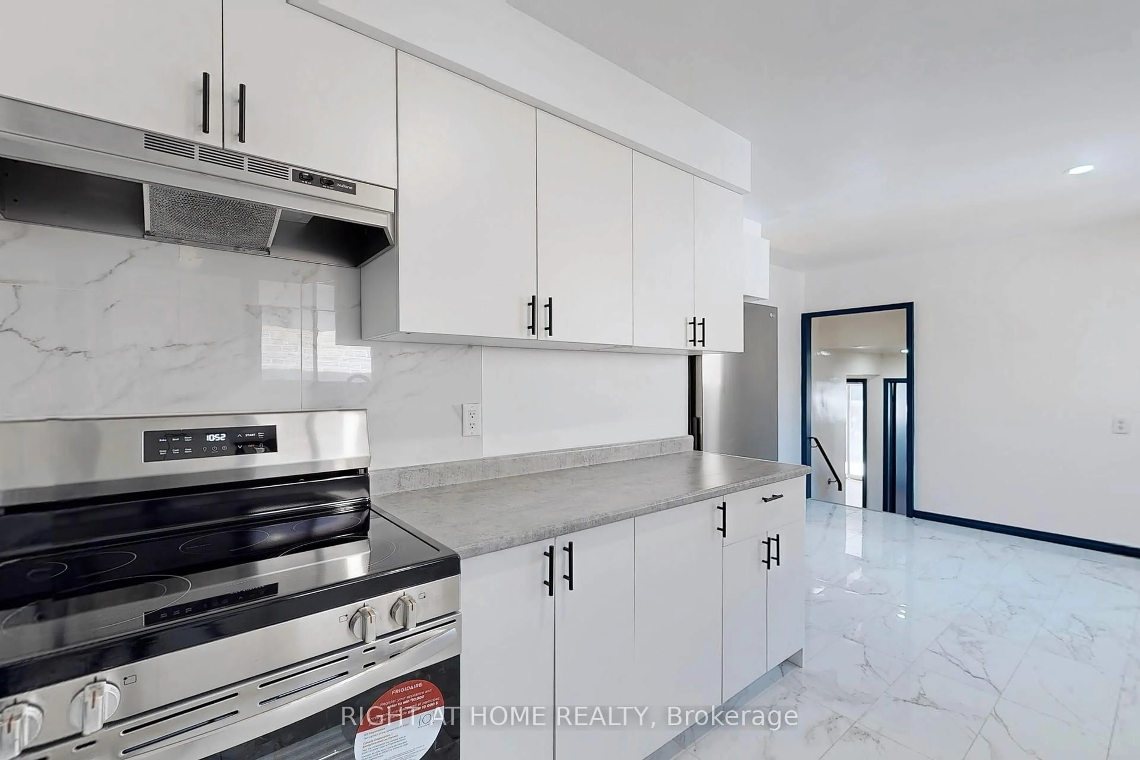 Unknown for 1326 Victoria Park Ave, Toronto Ontario M4B 2L6