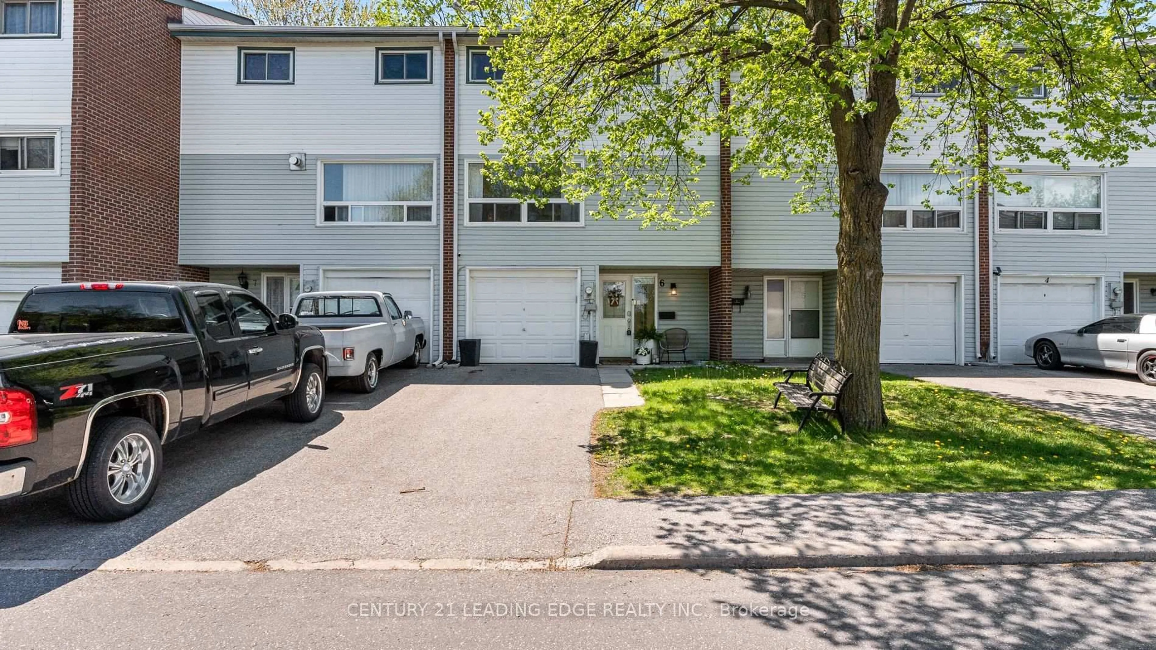 Unknown for 909 King St #6, Oshawa Ontario L1J 2L4
