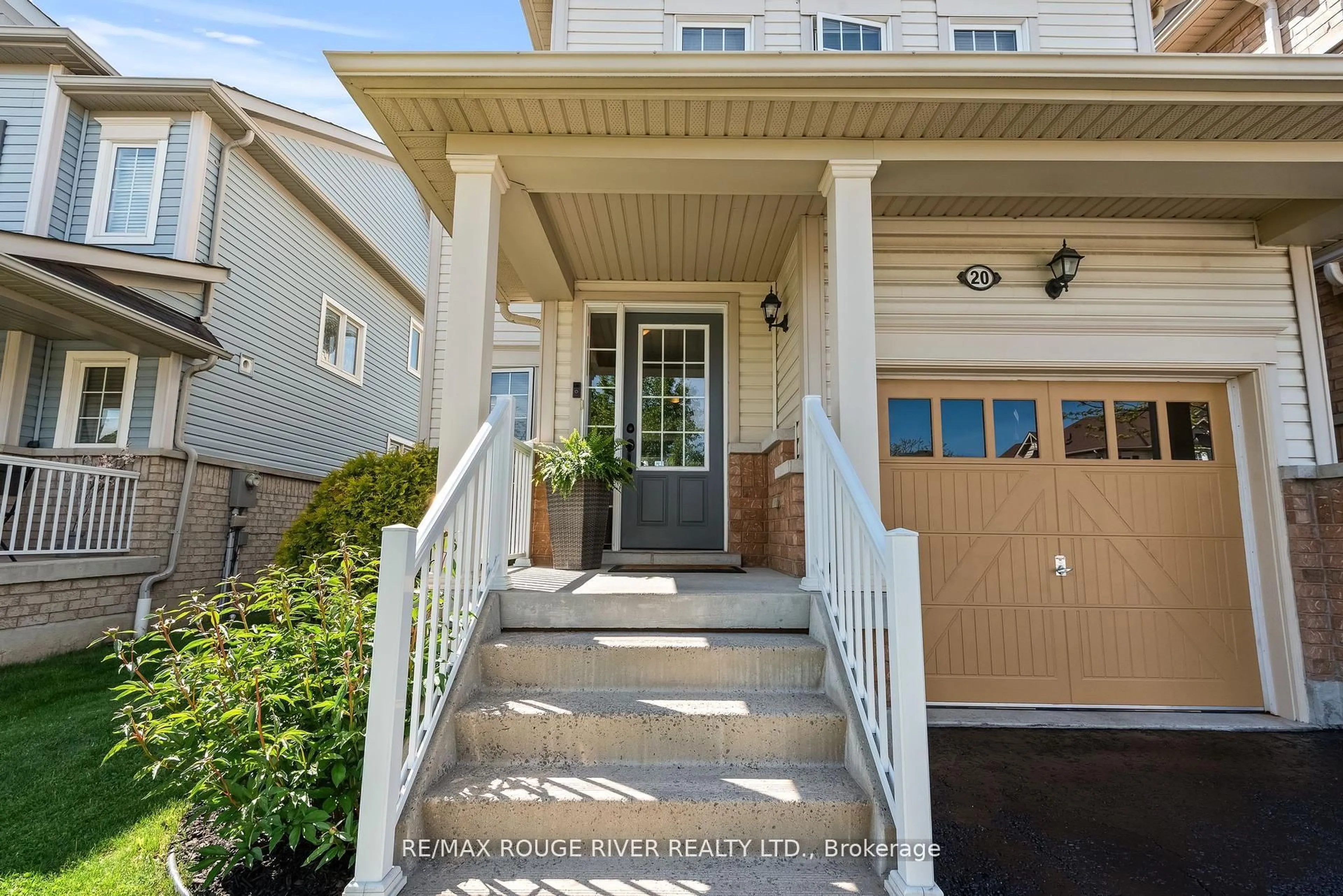 Unknown for 20 Gallimere Crt, Whitby Ontario L1N 0J5