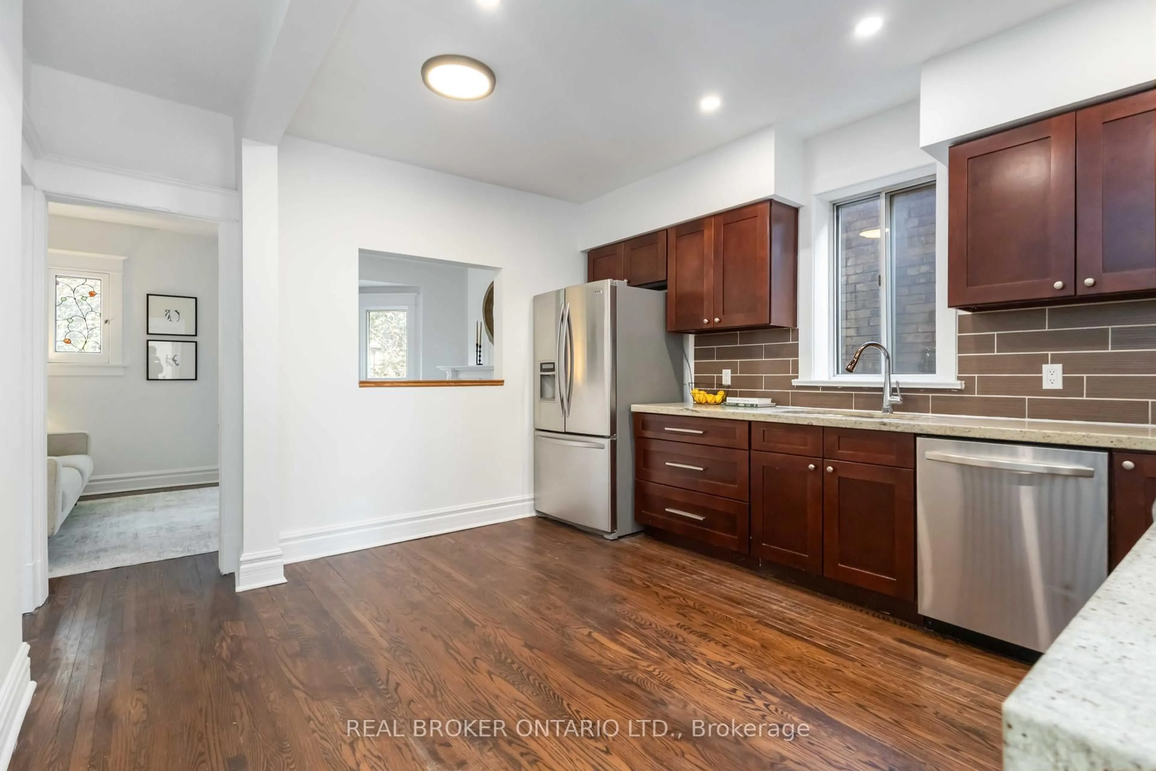 Open concept kitchen, unknown for 284 Waverley Rd, Toronto Ontario M4L 3T6