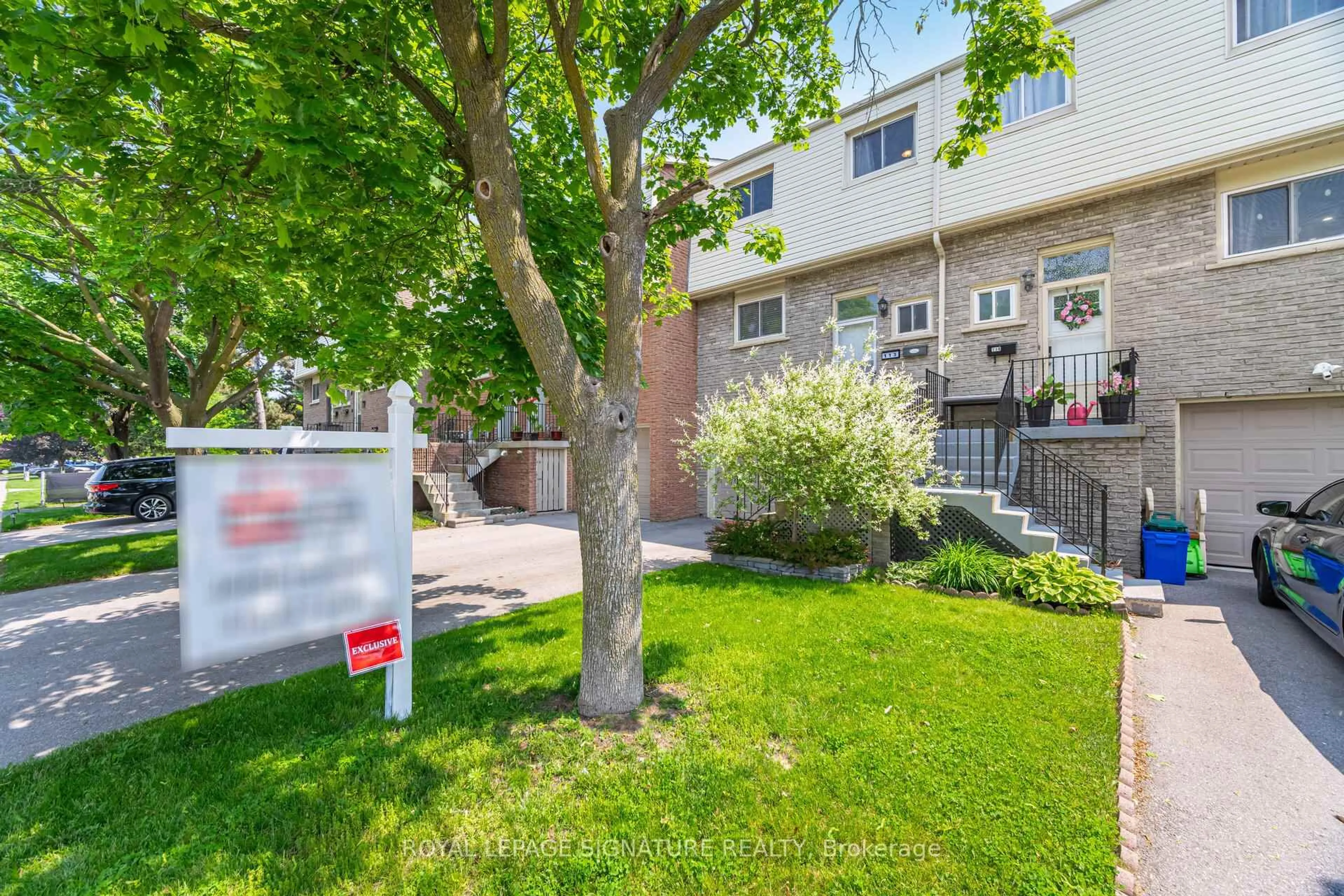 Unknown for 1915 Denmar Rd #113, Pickering Ontario L1V 3E1