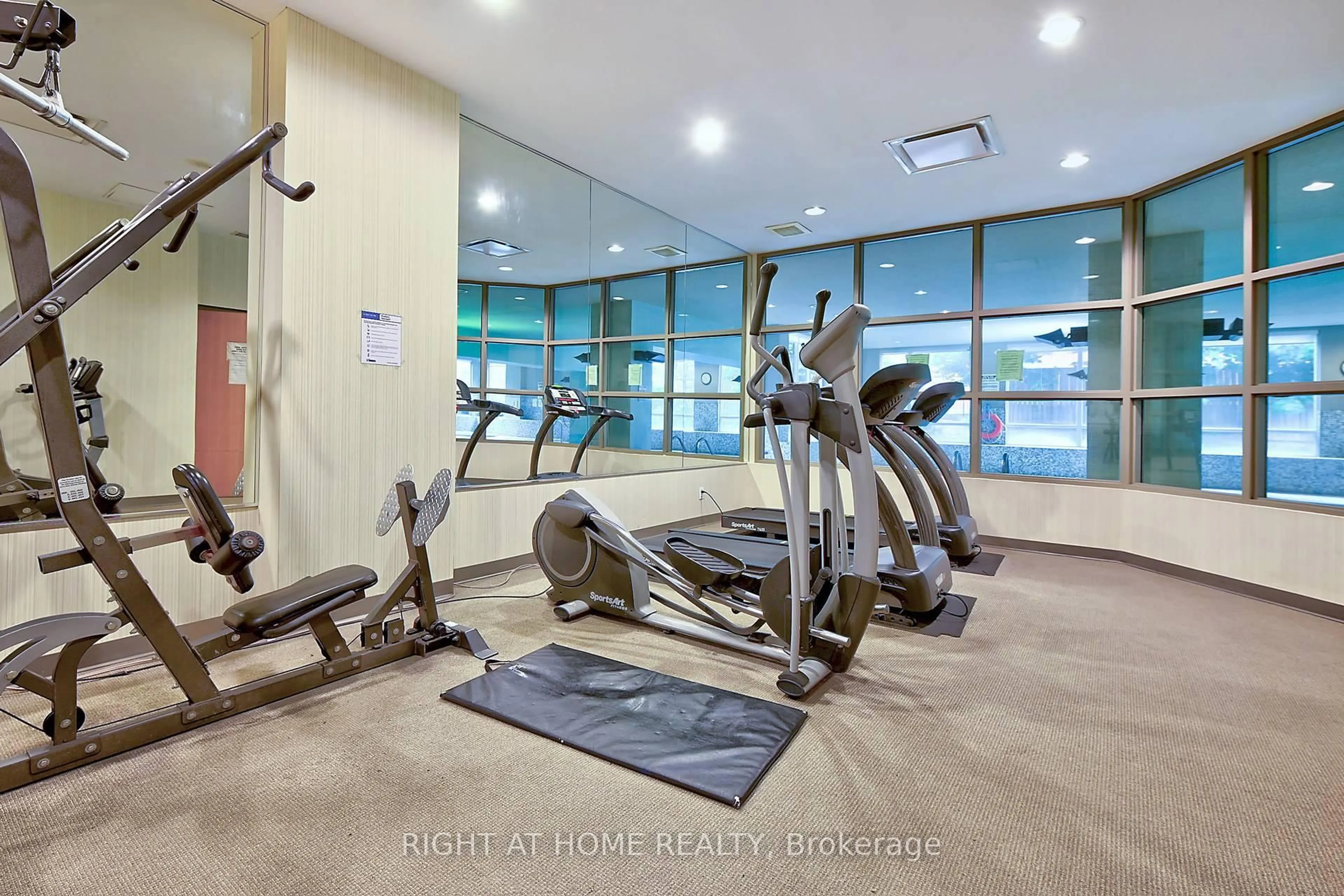 Gym or fitness room for 68 Grangeway Ave #1612, Toronto Ontario M1H 0A1