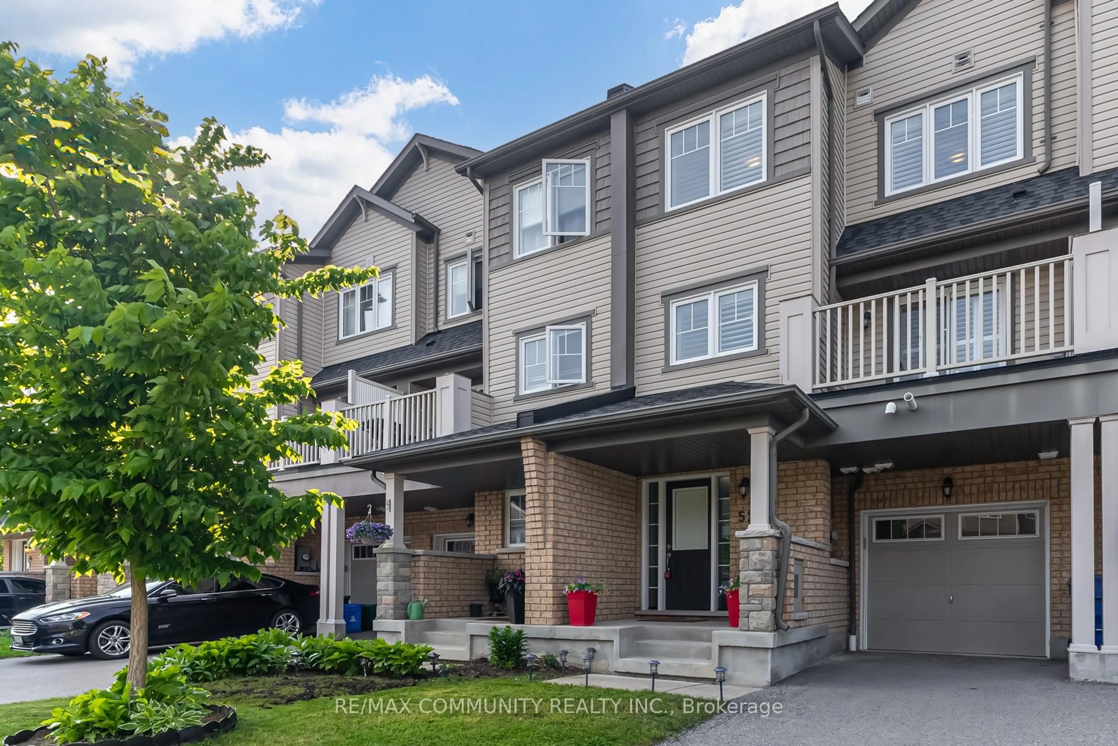 Unknown for 52 Nearco Cres, Oshawa Ontario L1L 0J4